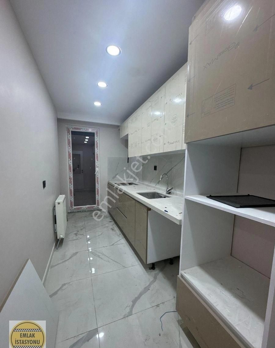 Çekmeköy Merkezde Emsalsiz Bahçe Kullanım Satılık 2+1 - Görsel 5