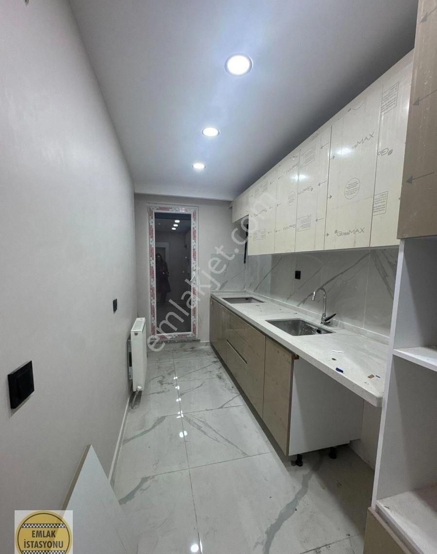 Çekmeköy Merkezde Emsalsiz Bahçe Kullanım Satılık 2+1 - Görsel 3