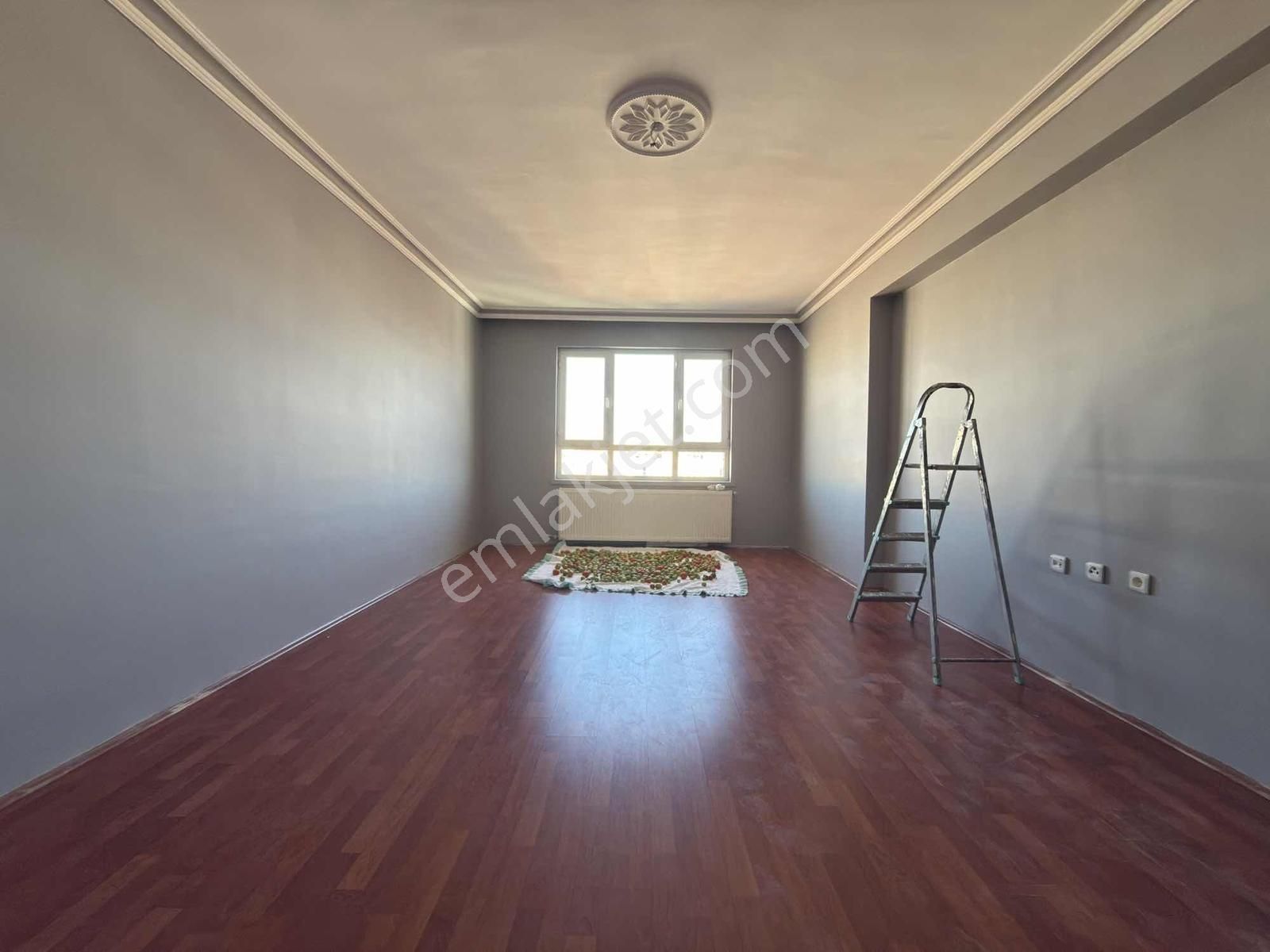 Keskin'den Cadde Üzeri Manzaralı Cepheleri Açık 3+1 Daire - Görsel 9