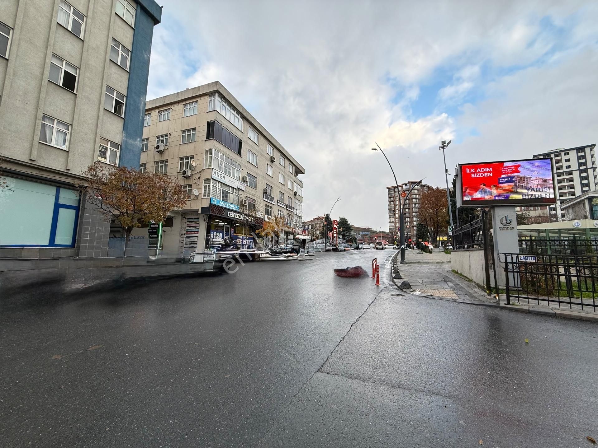 Güneşli'de İş Hanı Giriş Katında Kiralık 160 M2 Dükkan / Atölye - Görsel 4
