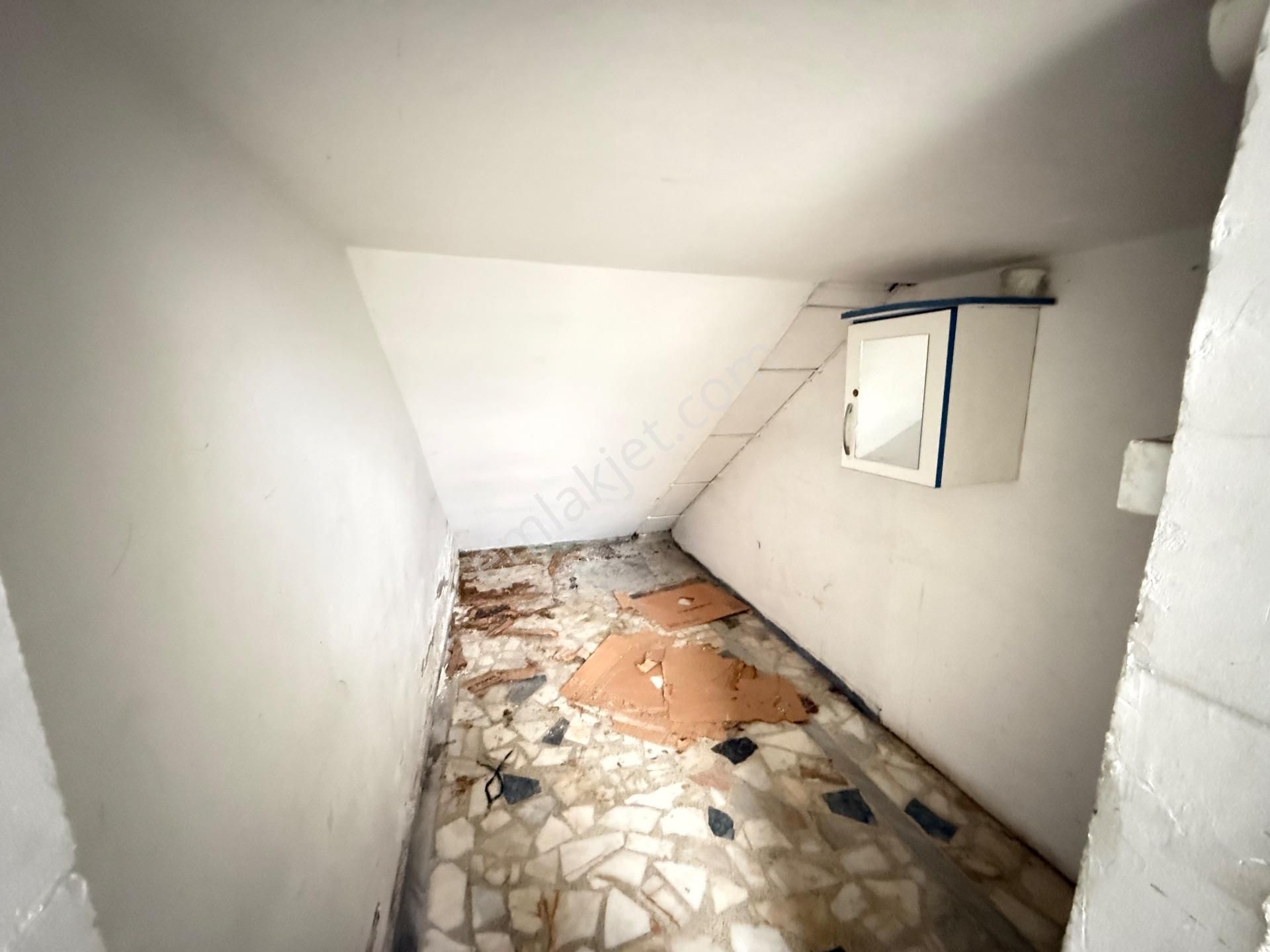 Güneşli'de İş Hanı Giriş Katında Kiralık 160 M2 Dükkan / Atölye - Görsel 17