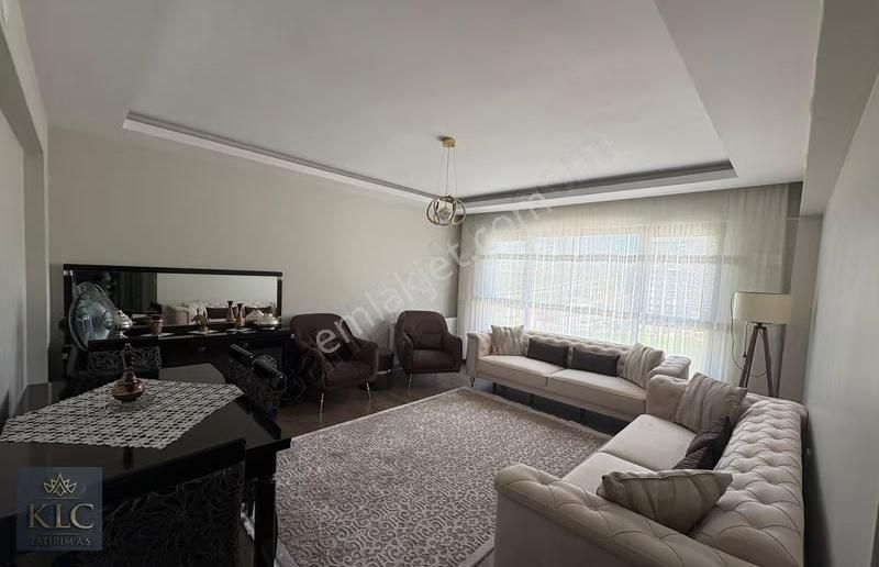 Klc 'den Sim Tower'da Fırsat Manzaralı Oturuma Hazır 3+1 - Görsel 8