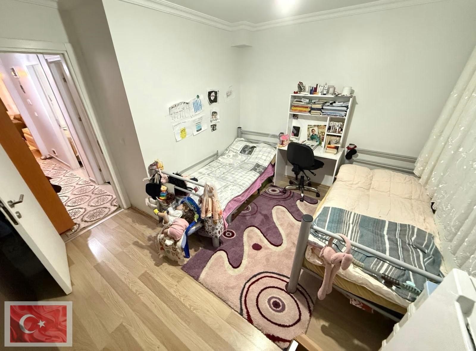 Yiğitcan'dan Metroya Yakın 2+1 Teraslı Kullanışlı Daire - Görsel 22