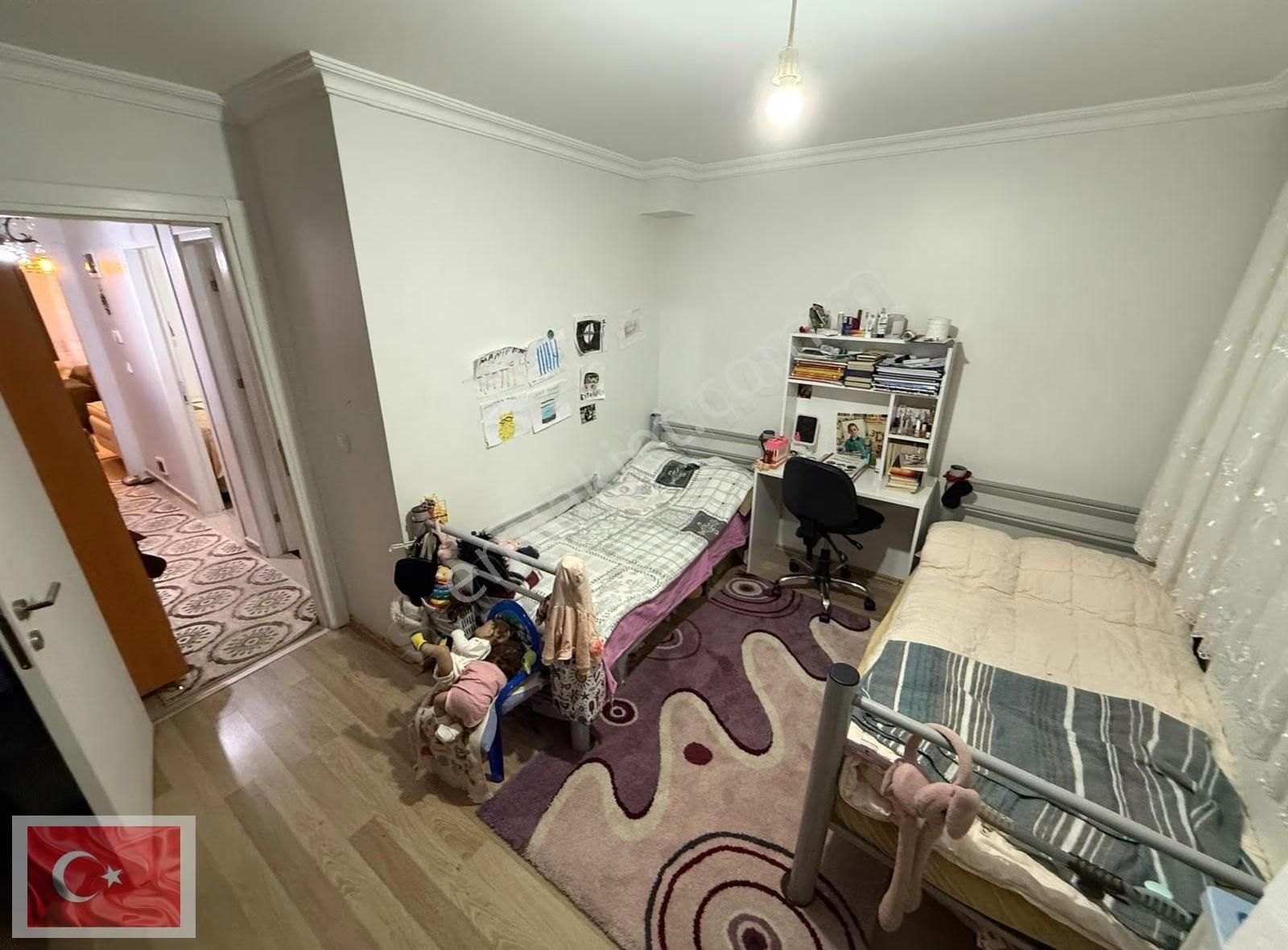 Yiğitcan'dan Metroya Yakın 2+1 Teraslı Kullanışlı Daire - Görsel 30