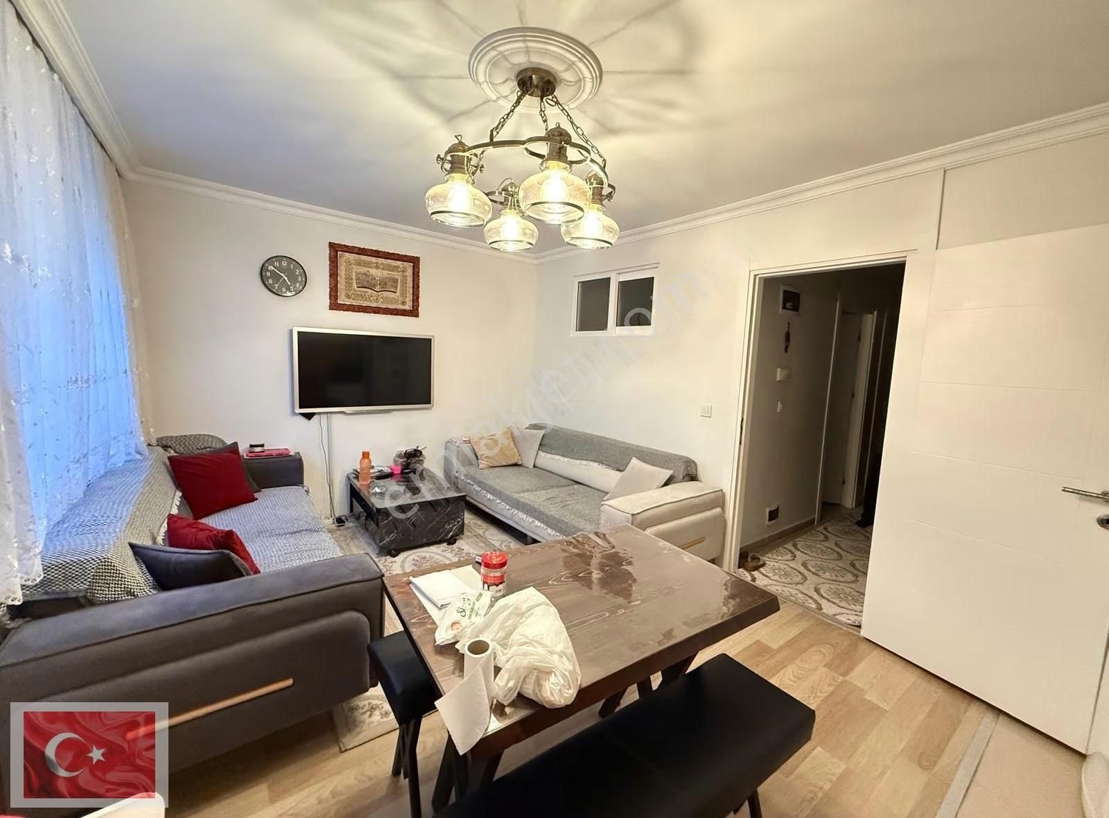 Yiğitcan'dan Metroya Yakın 2+1 Teraslı Kullanışlı Daire - Görsel 13