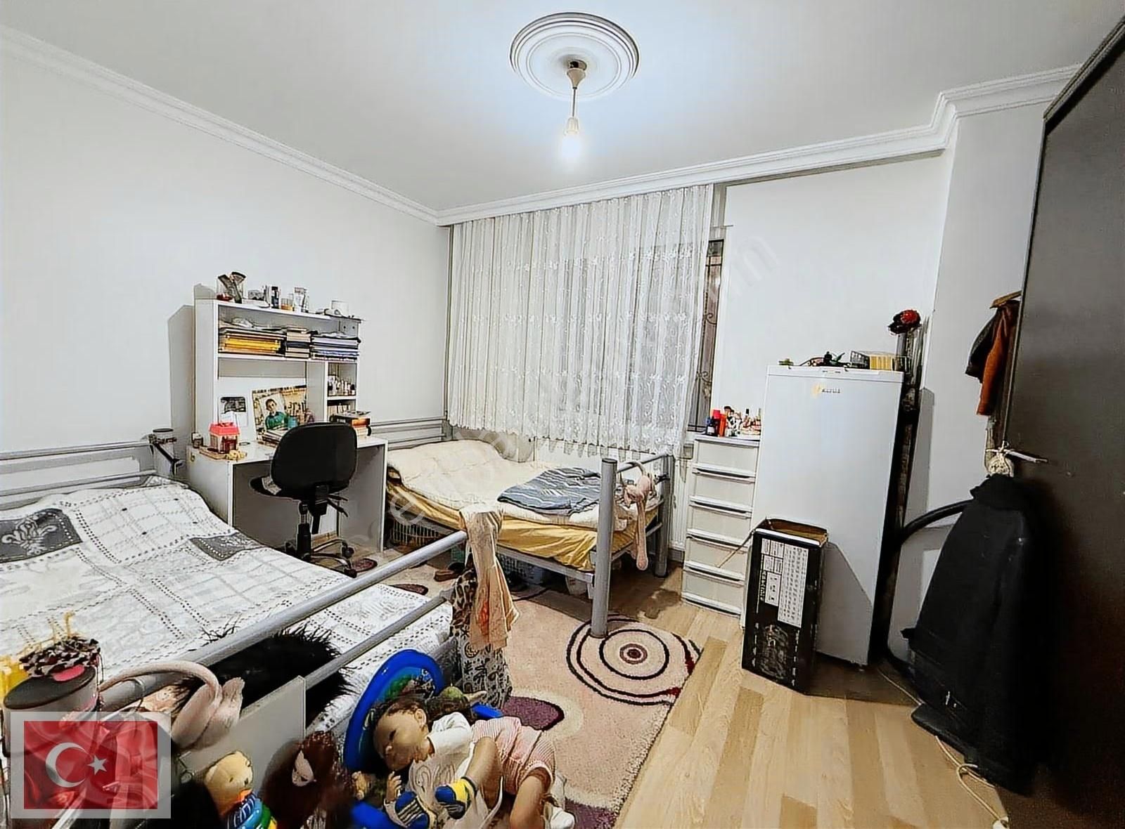 Yiğitcan'dan Metroya Yakın 2+1 Teraslı Kullanışlı Daire - Görsel 25