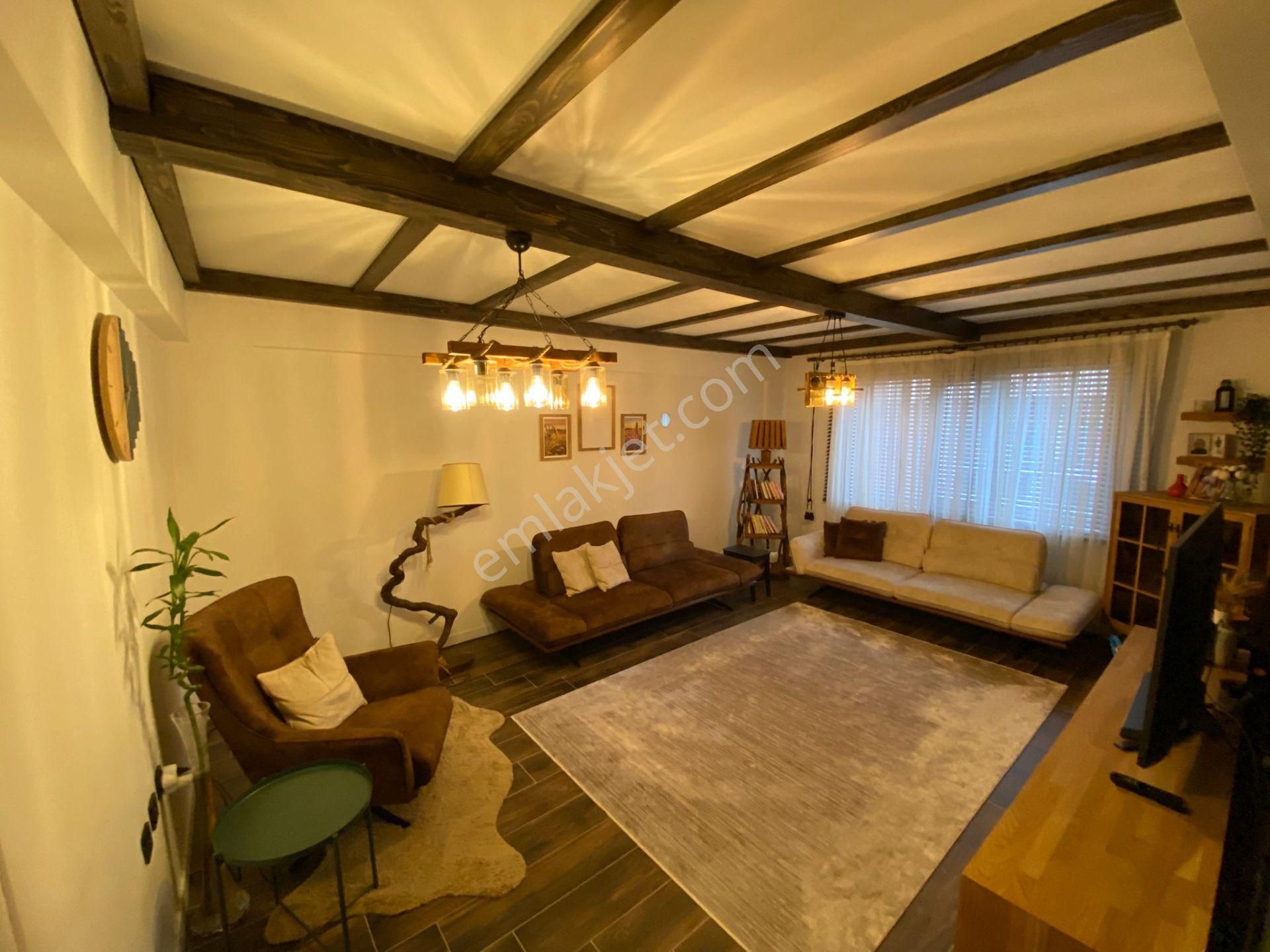 Bursa İnegöl Kemalpaşa Mah 155m2 3+1 28 Yıllık Satılık Daire