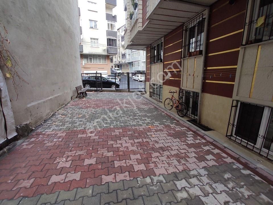 Gaziosmanpaşa Bağlarbaşı Mahallesinde Satılık Ters-dubleks 4+1 - Görsel 21