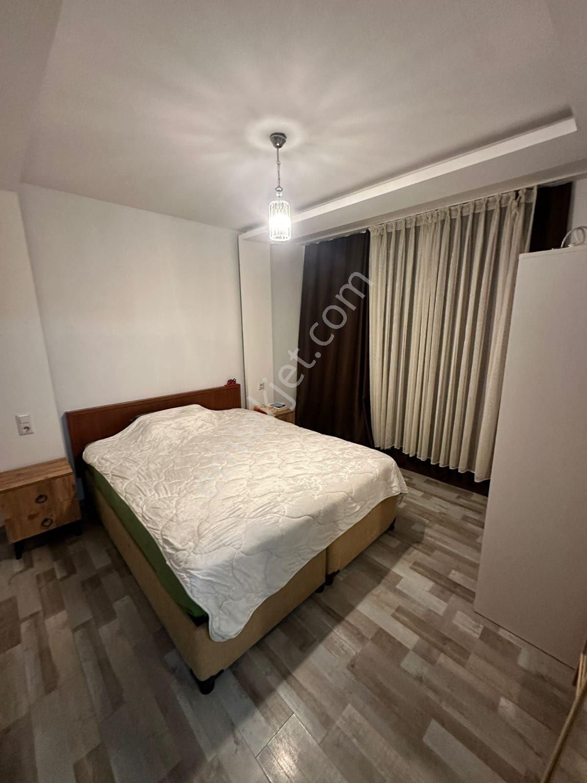 Kuşadası Merkezi Konumda Satılık Çift Banyolu 2+1 Daire - Görsel 15