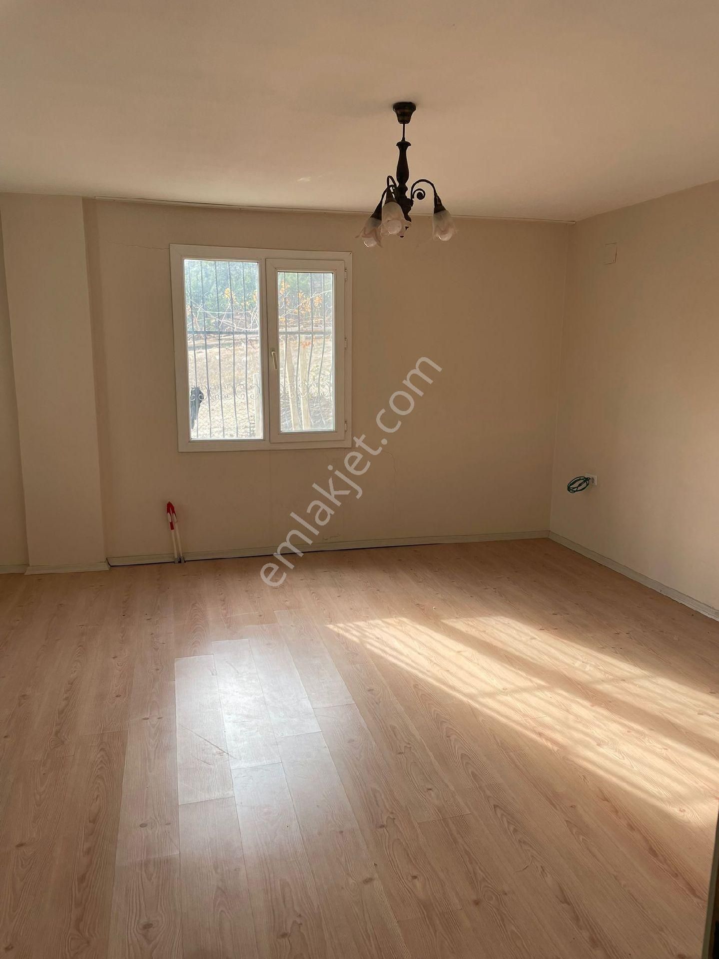 Merkez Yaylada, Bahçe Kullanımlı, Kiralık Ev (yıllık Peşin) - Görsel 6