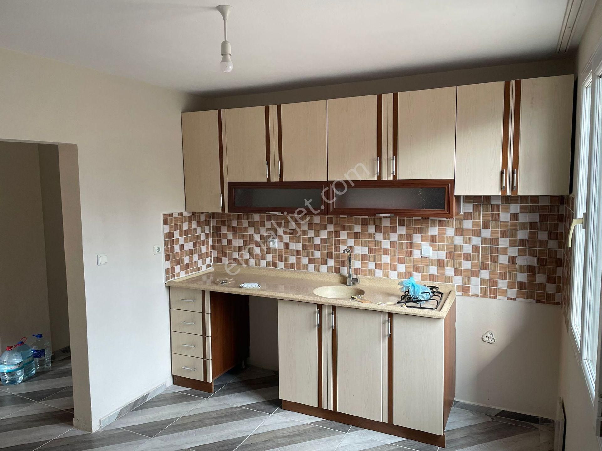 Merkez Yaylada, Bahçe Kullanımlı, Kiralık Ev (yıllık Peşin) - Görsel 10