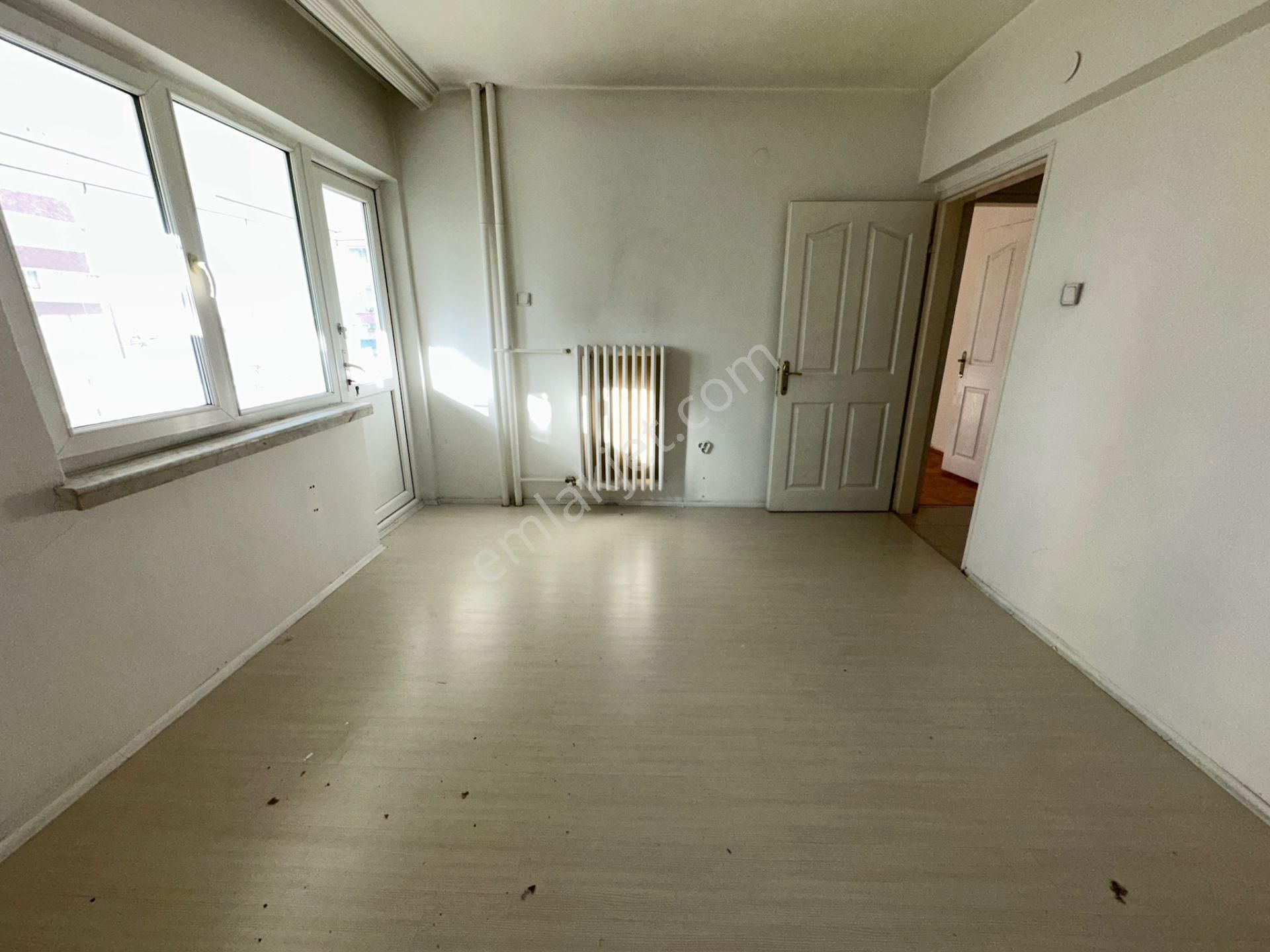 Kentkoop Mah Öz Seçkin Sit 1.kat 120m2 3+1 Batıkent Metro Yakını Merkezi Lokasyon - Görsel 20