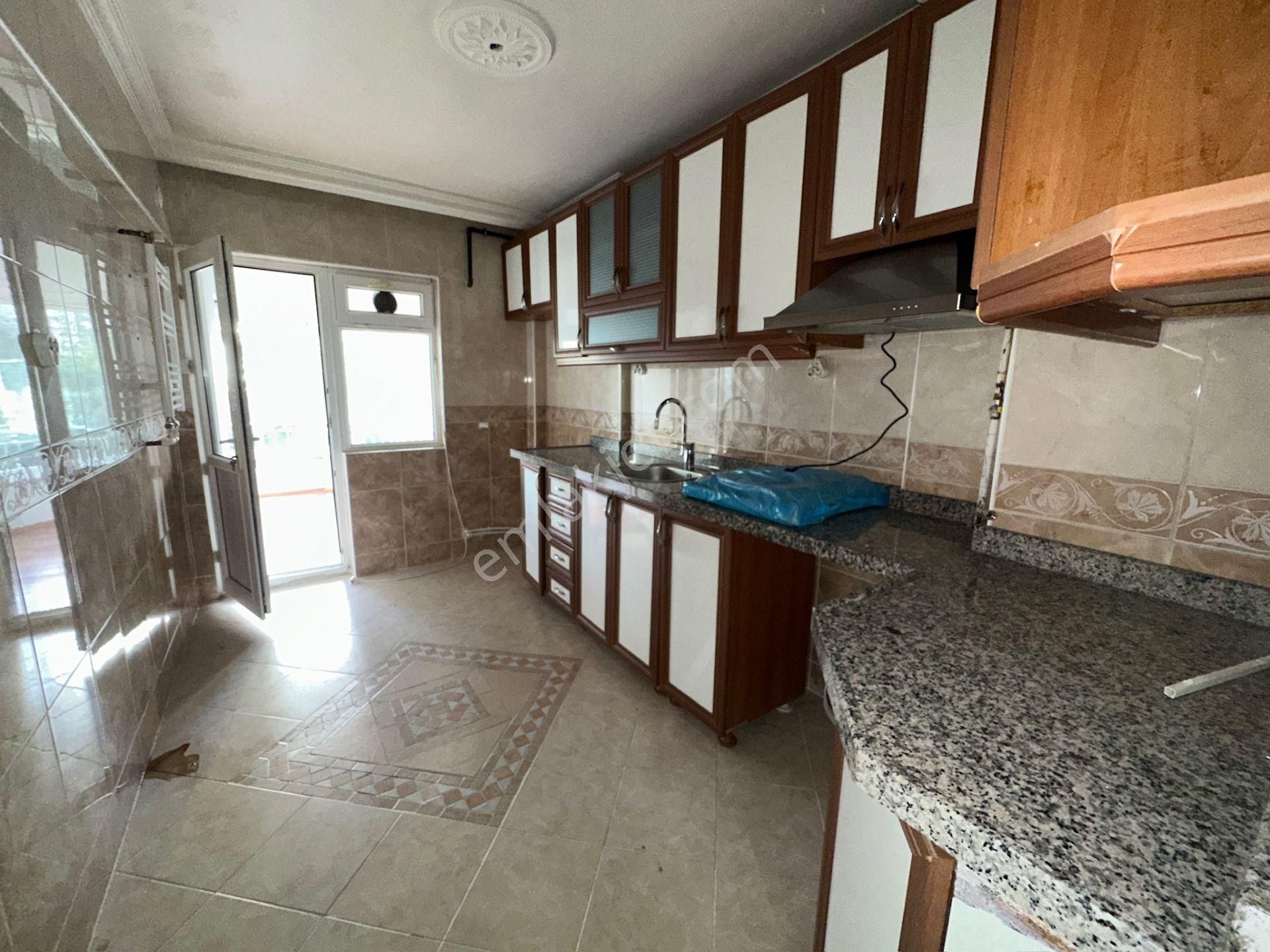 Kentkoop Mah Öz Seçkin Sit 1.kat 120m2 3+1 Batıkent Metro Yakını Merkezi Lokasyon - Görsel 7