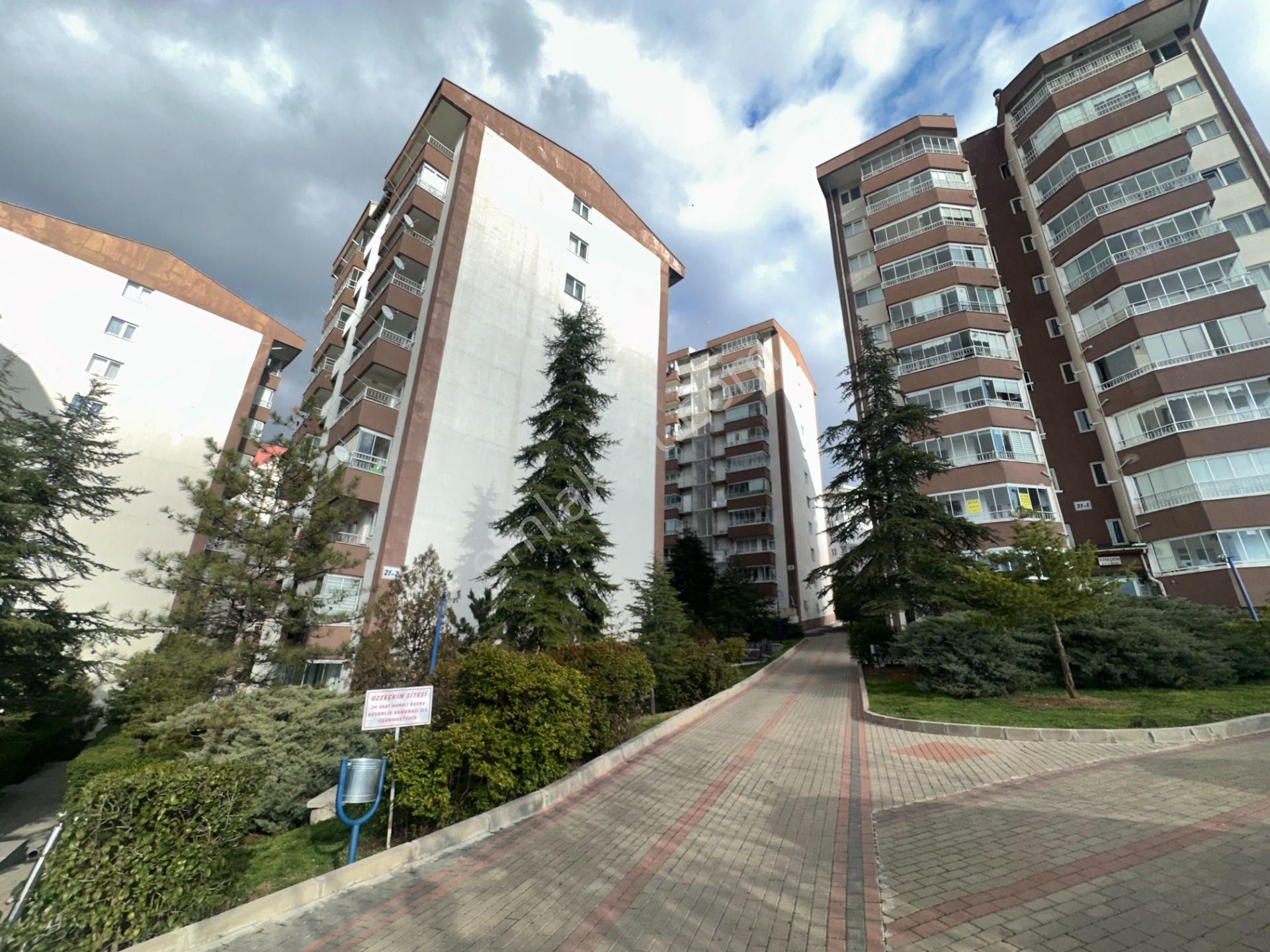 Kentkoop Mah Öz Seçkin Sit 1.kat 120m2 3+1 Batıkent Metro Yakını Merkezi Lokasyon - Görsel 35