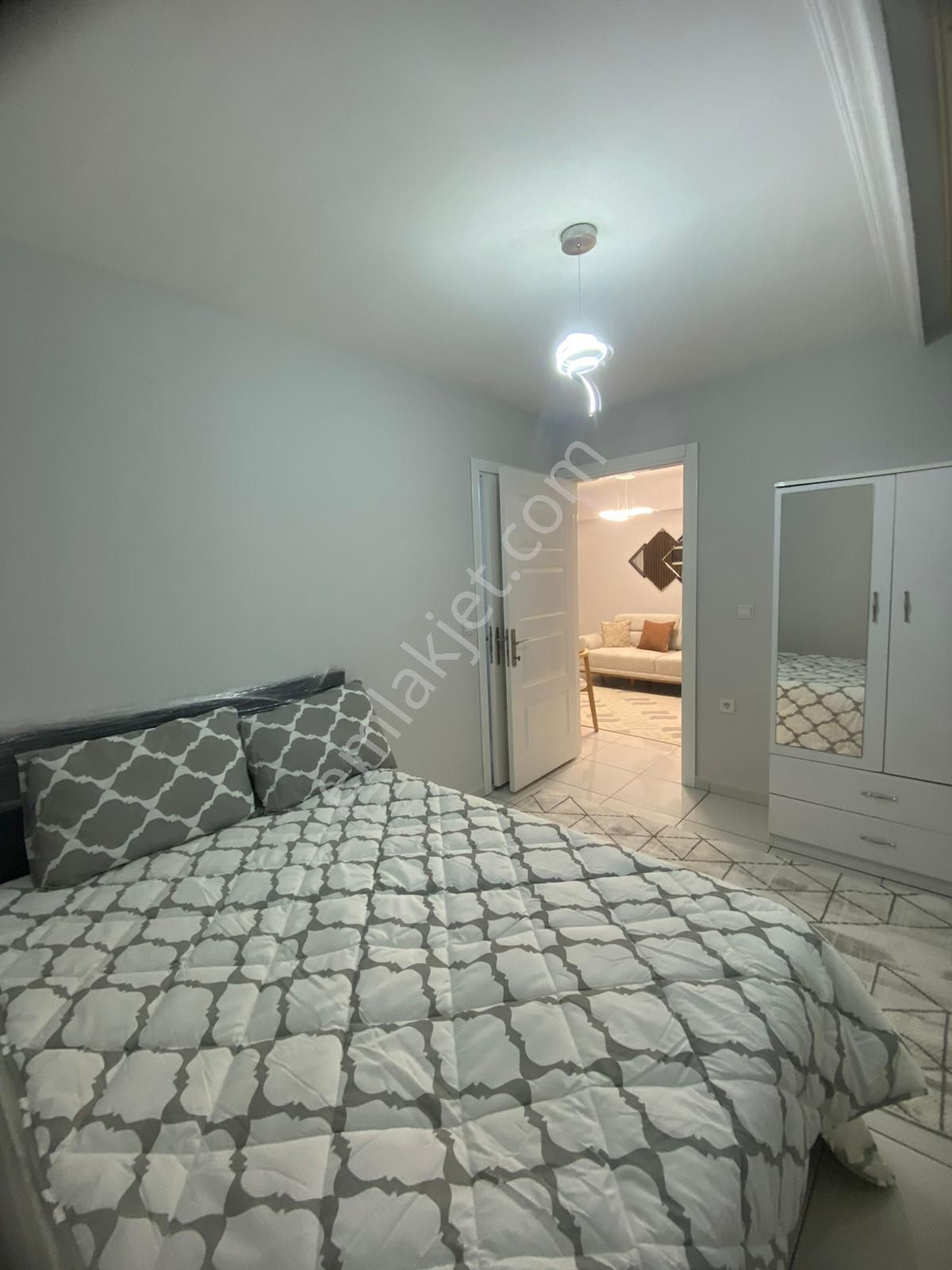 Ender Uysal Gayrimenkulden Devlet Hastanesine Yakın 1+1 Klimalı Lüx Eşyalı Satılık Apart... - Görsel 6