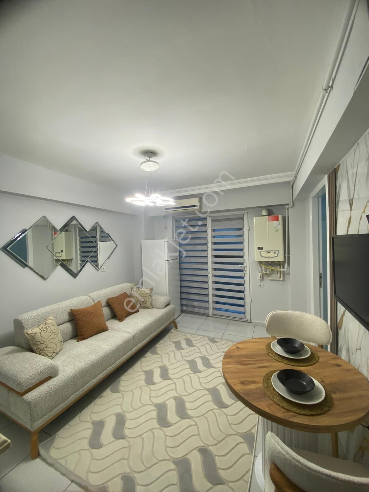 Ender Uysal Gayrimenkulden Devlet Hastanesine Yakın 1+1 Klimalı Lüx Eşyalı Satılık Apart... - Görsel 5