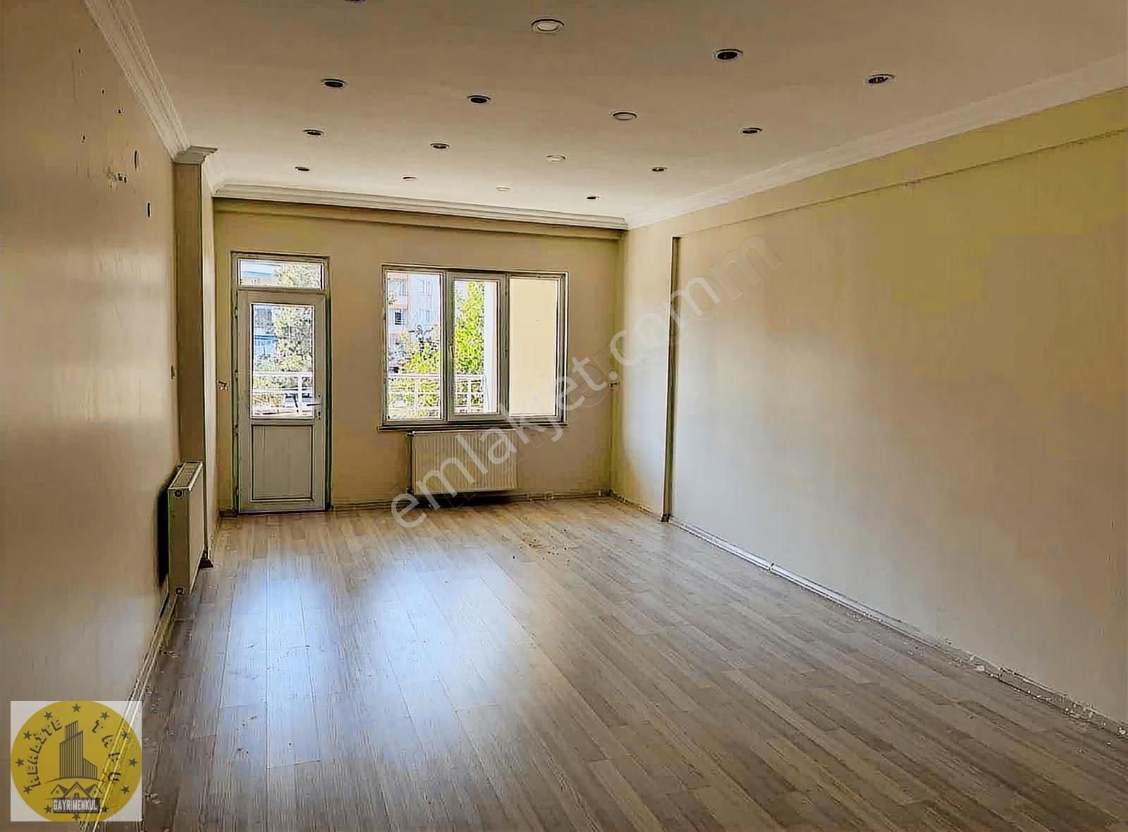 Realite Tapudan Kiralık 4+1 Daire - Görsel 3