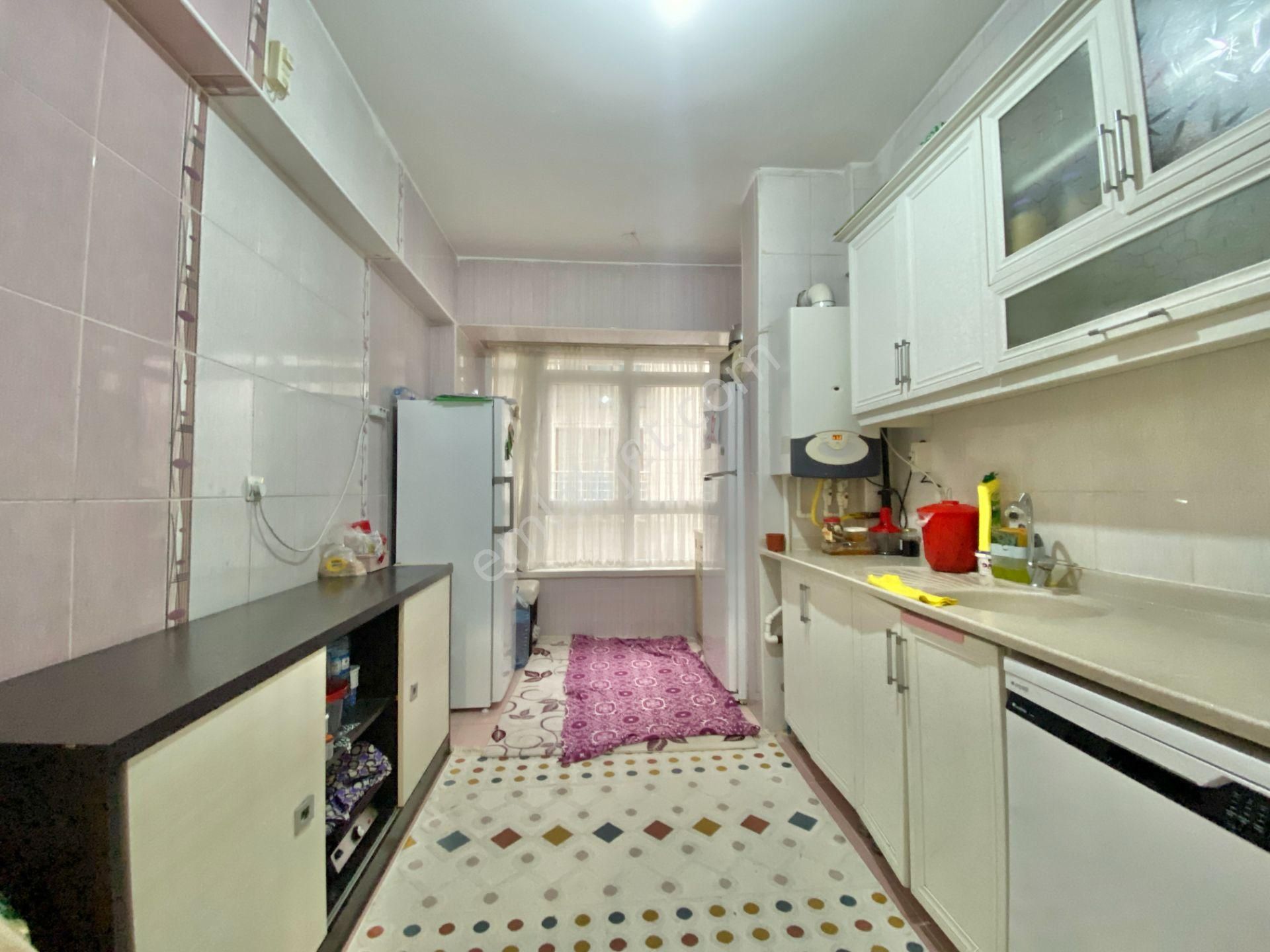 Kalecik Emlak'tan Park Ve Okullara Yakın E. Banyolu 2+1 Daire - Görsel 2