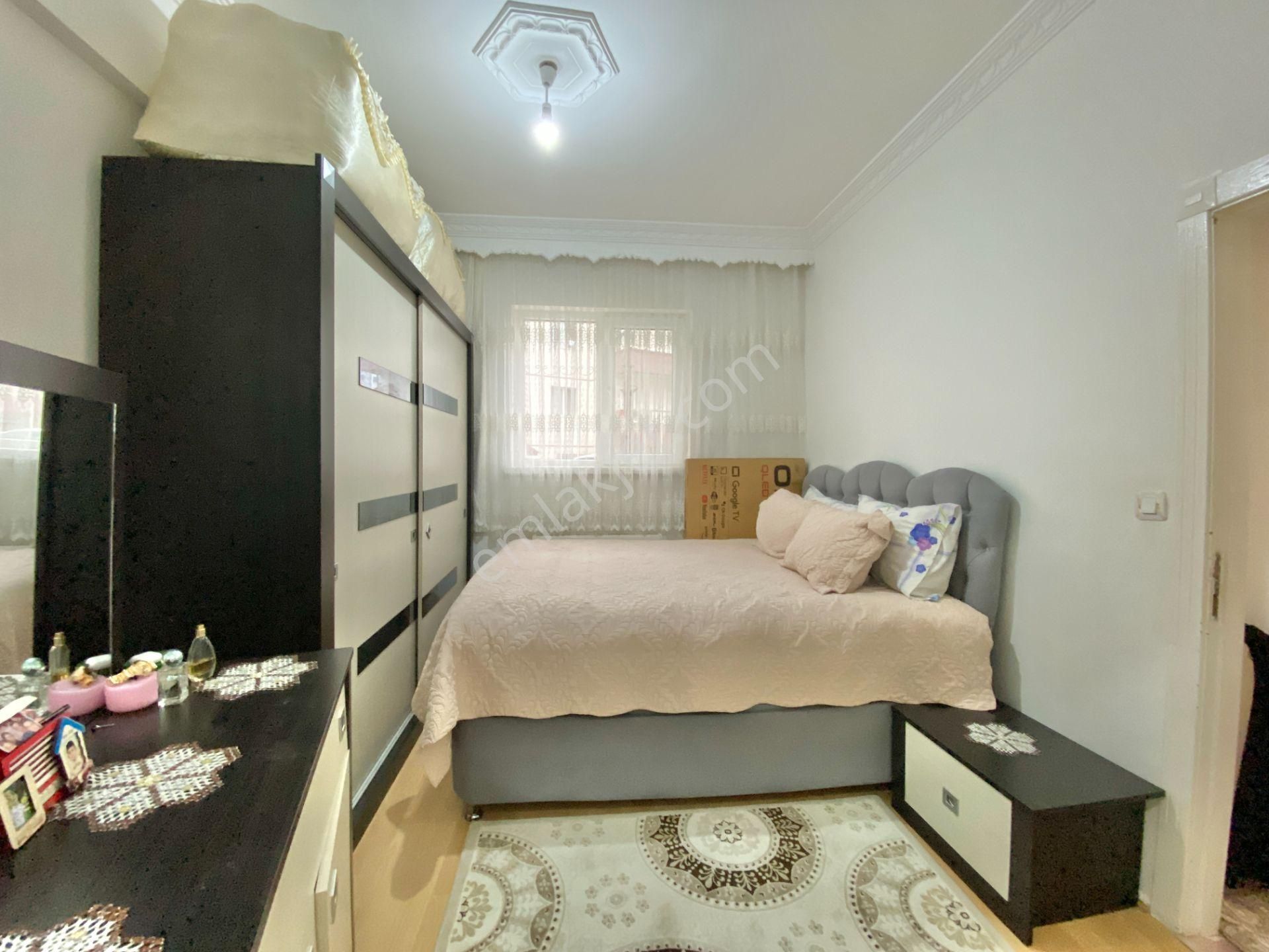 Kalecik Emlak'tan Park Ve Okullara Yakın E. Banyolu 2+1 Daire - Görsel 17