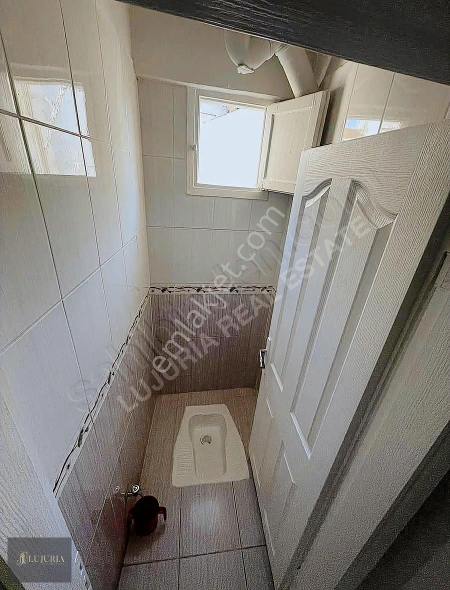 Tarihi Yarımada Silivrikapıda Yatırımlık Oturumluk Satılık Daire - Görsel 8