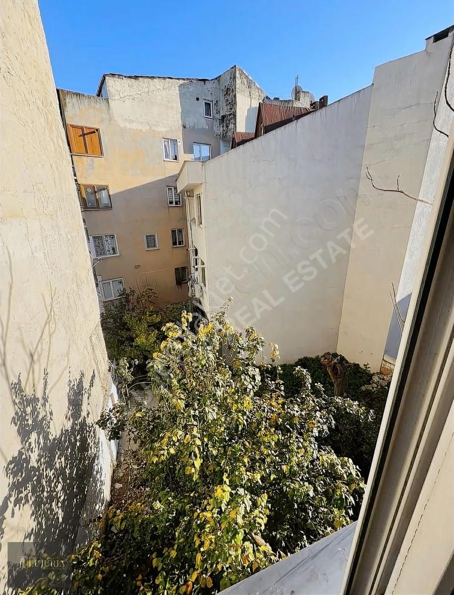 Tarihi Yarımada Silivrikapıda Yatırımlık Oturumluk Satılık Daire - Görsel 10