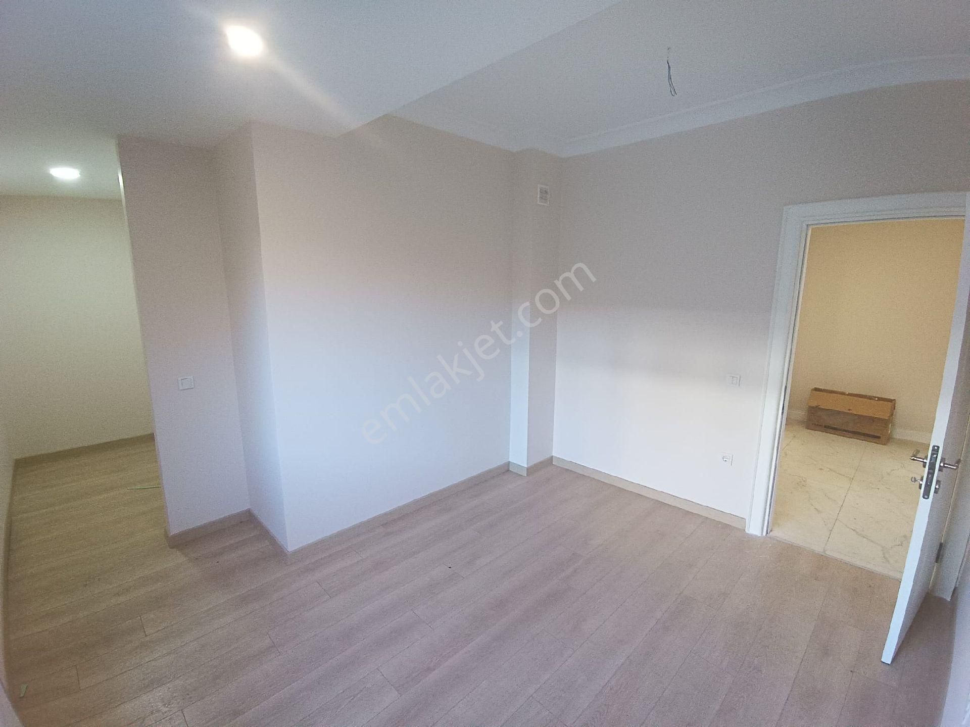 Bahçelievler Nurettin Paşa Sokak'ta 165 M2 Arakat Öncep Satılık - Görsel 17