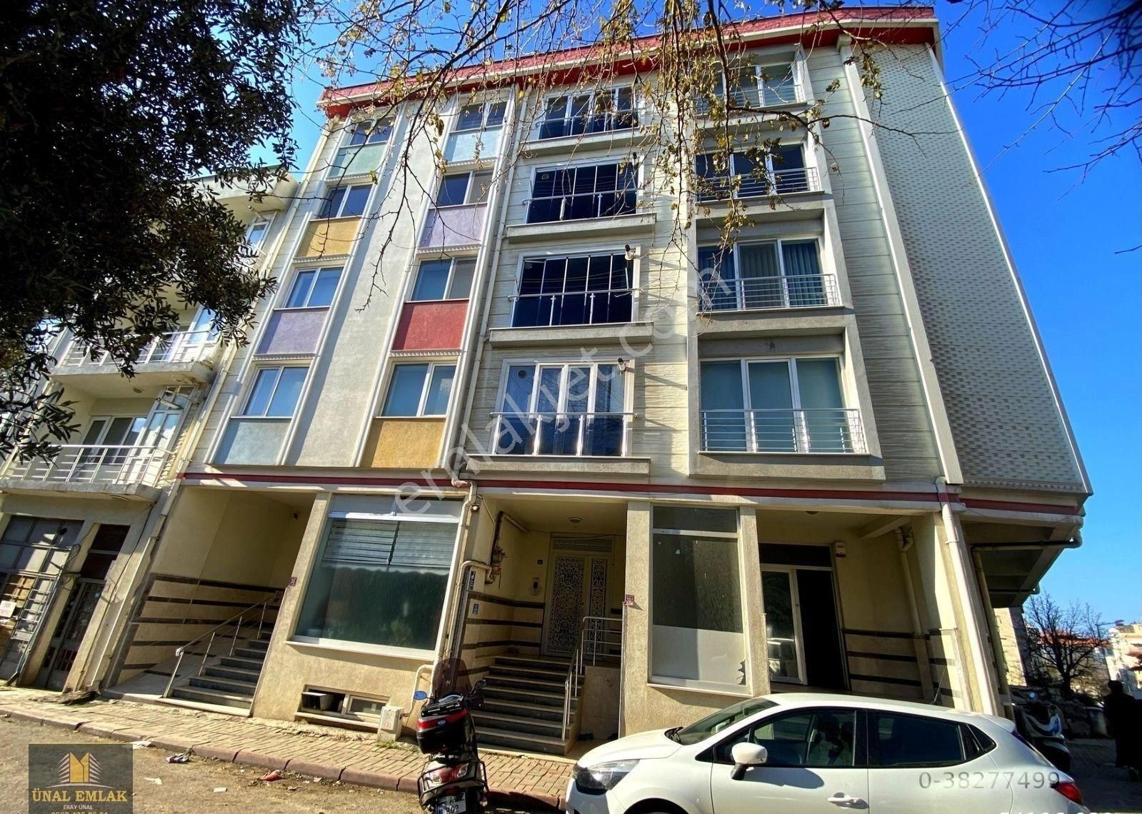 Ünal Emlak'tan Bandırma 17 Eylülde 1+1 Kombili Eşyalı Daire - Görsel 5