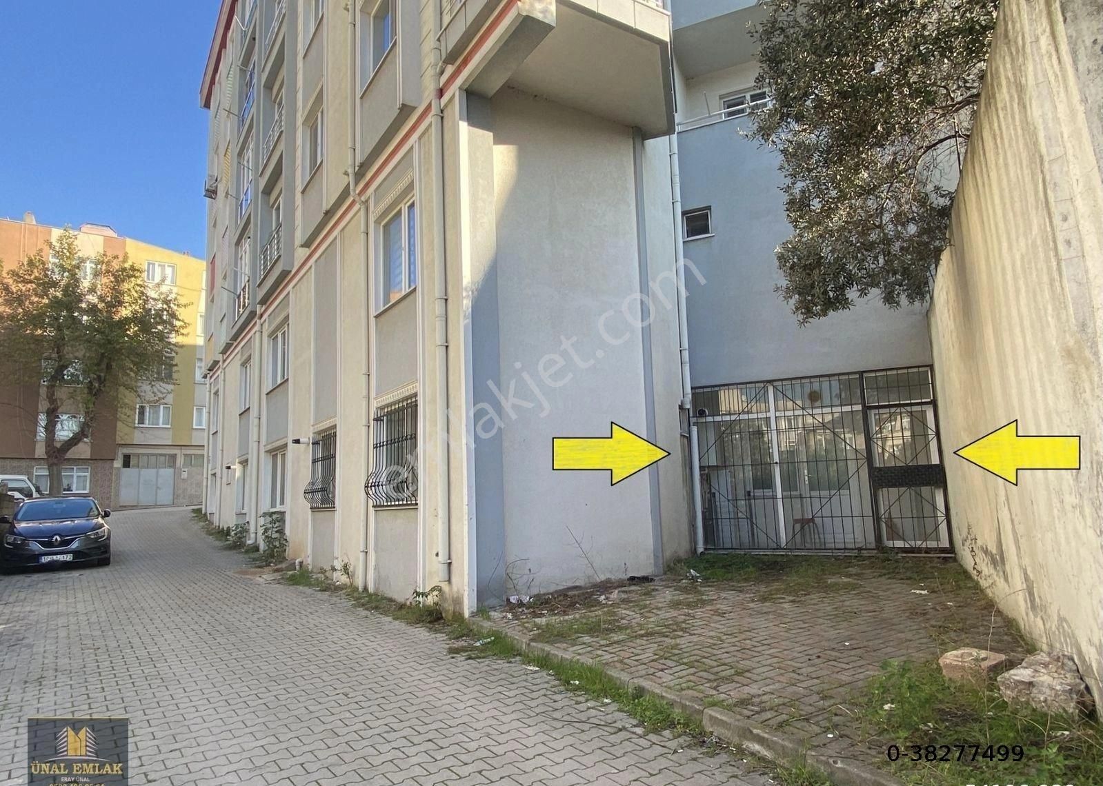 Ünal Emlak'tan Bandırma 17 Eylülde 1+1 Kombili Eşyalı Daire - Görsel 16