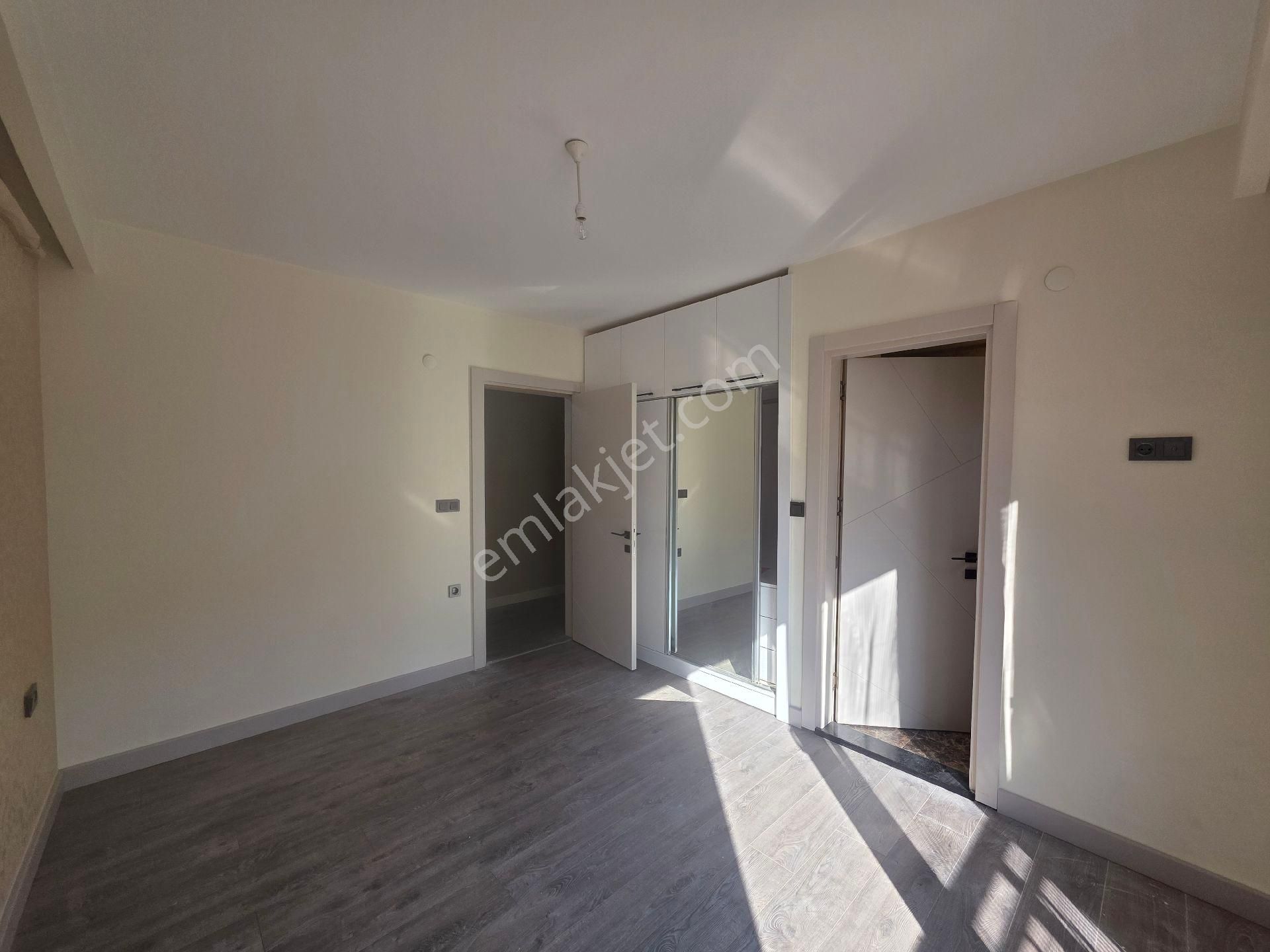 Kuşadası Satılık 2+1 Daire - Görsel 12