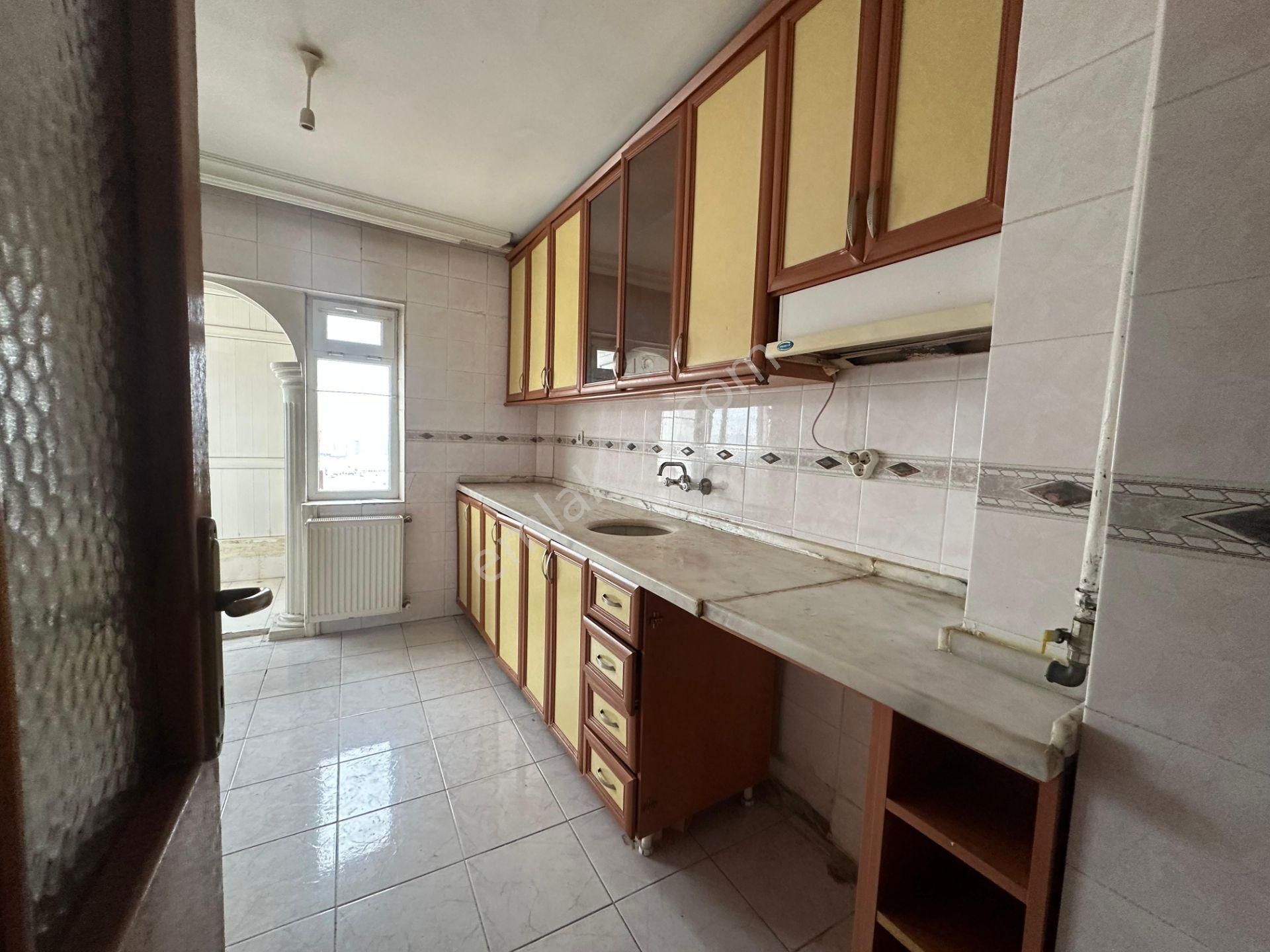 Osmangazi Cadde Üzerinde Manzaralı 3+1 Kiralık Daire - Görsel 3