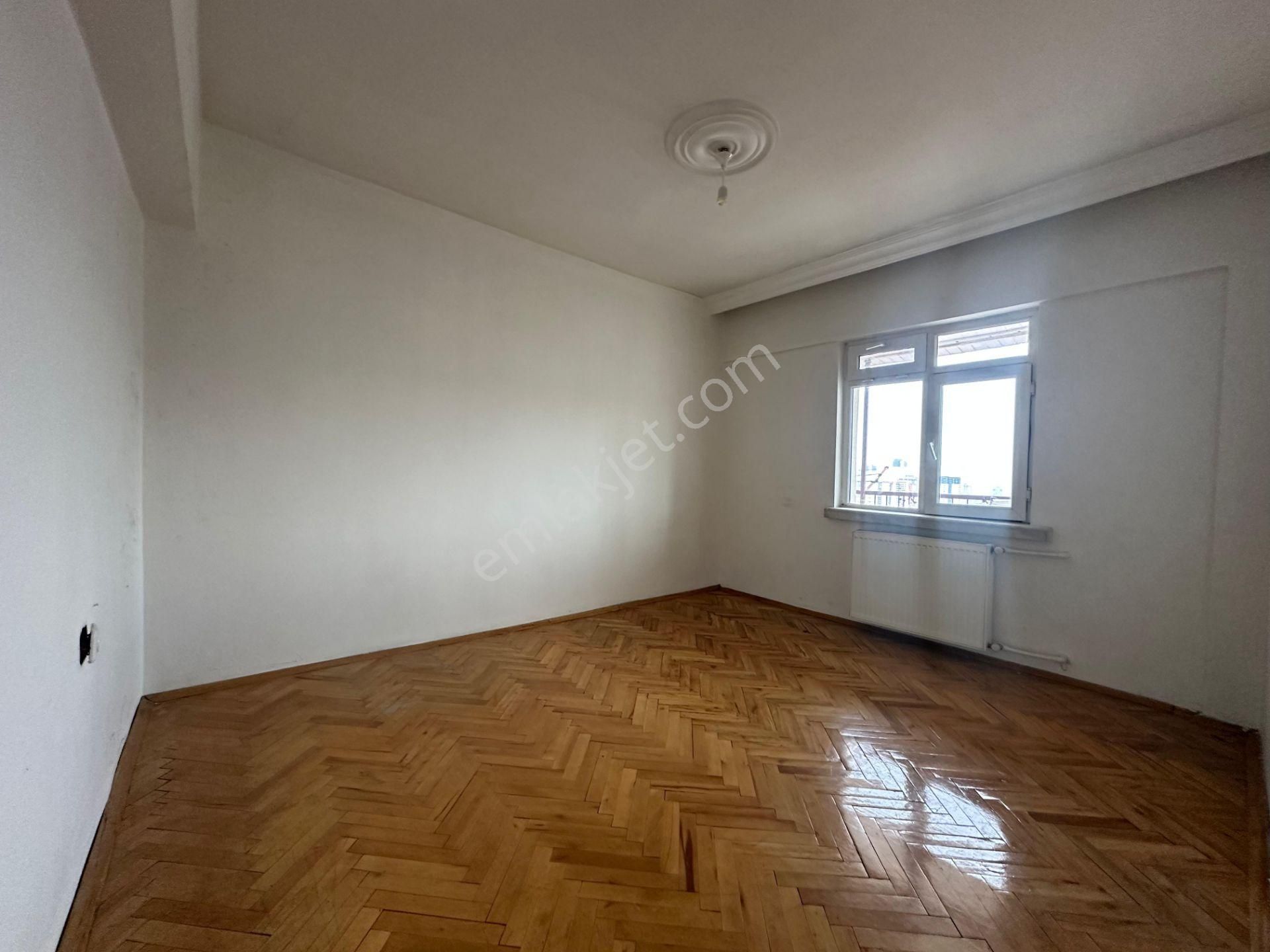 Osmangazi Cadde Üzerinde Manzaralı 3+1 Kiralık Daire - Görsel 23