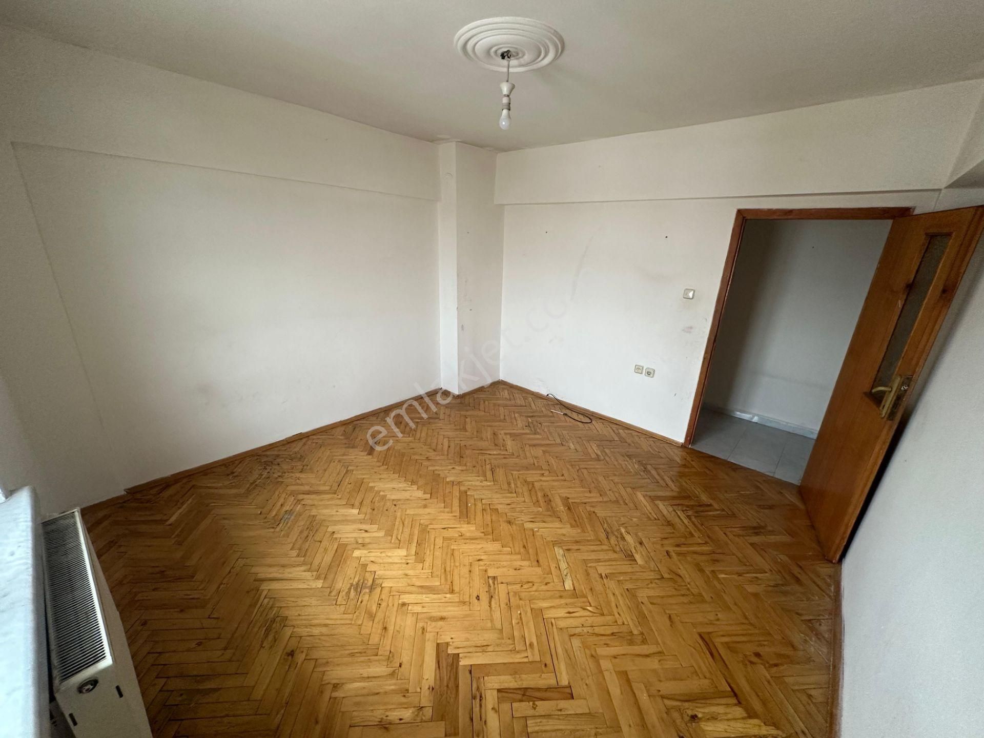 Osmangazi Cadde Üzerinde Manzaralı 3+1 Kiralık Daire - Görsel 24