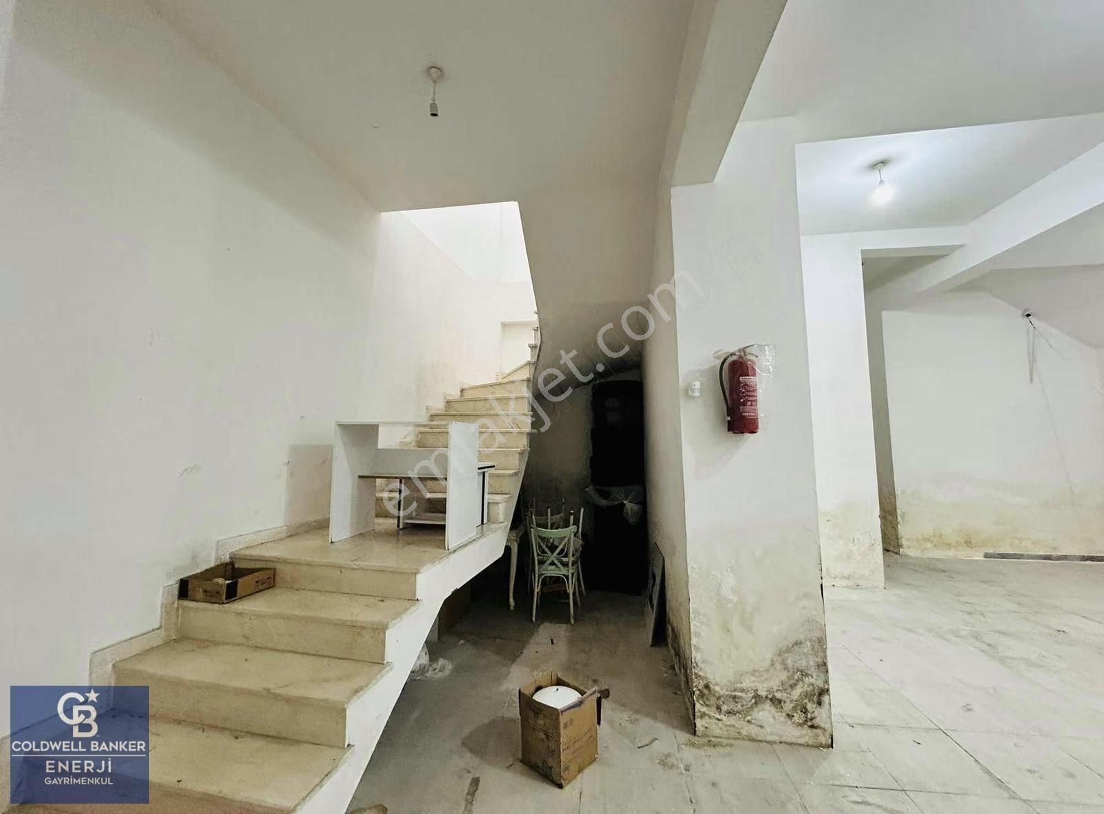 Bayrampaşa Yenidoğan Kızılay Sokak Satılık 150m2 Dükkan & Depo - Görsel 10