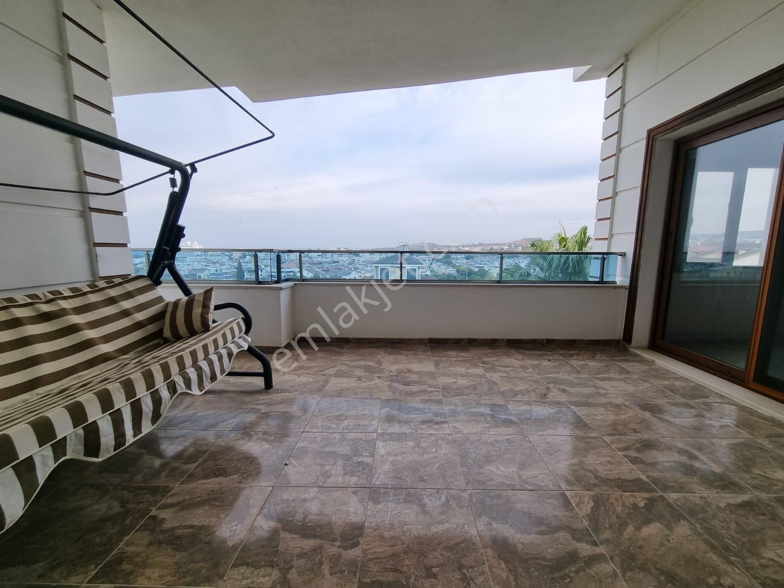 Didimde Denize Yakın Havuzlu Sitede 3+1 Eşyalı Dublex - Görsel 8