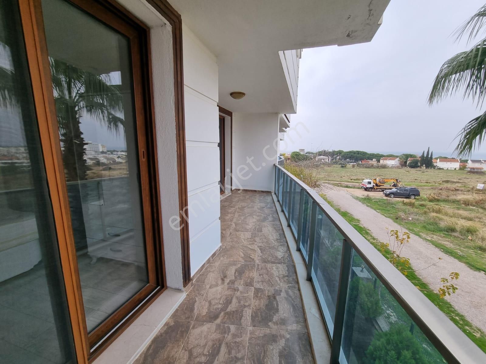 Didimde Denize Yakın Havuzlu Sitede 3+1 Eşyalı Dublex - Görsel 17