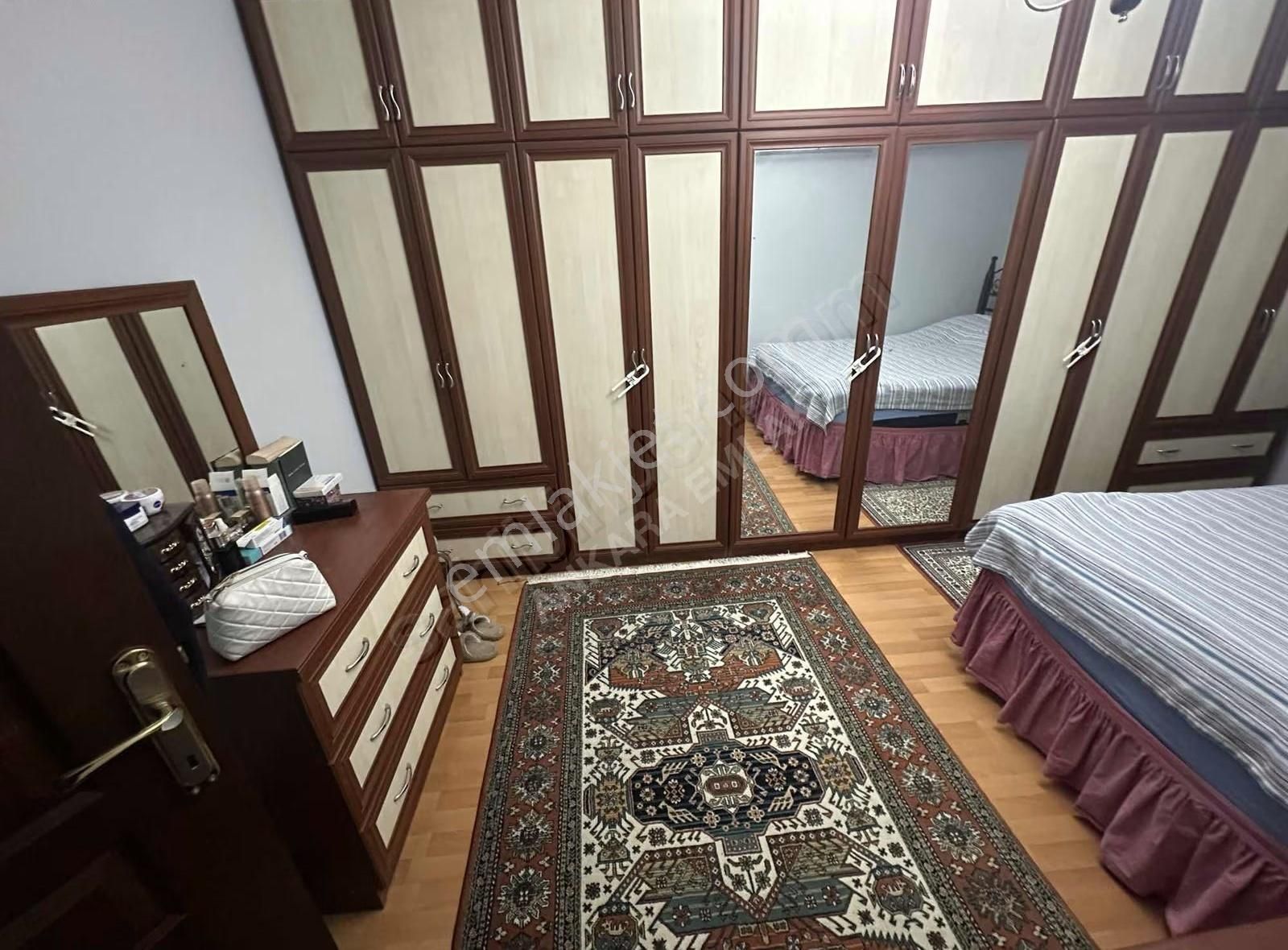 Ankara Emlak'tan Türközünde Geniş , Kilerli Kiralık 3+1 Daire - Görsel 18