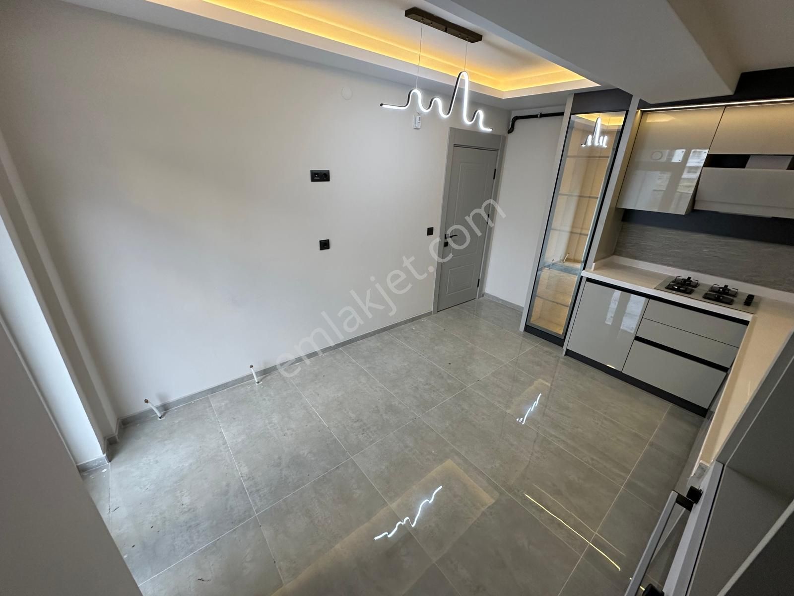 Mustafa Kemal Mhde 3+1 Caddede Ara Katta Haftanın Fırsat Dairesi - Görsel 8