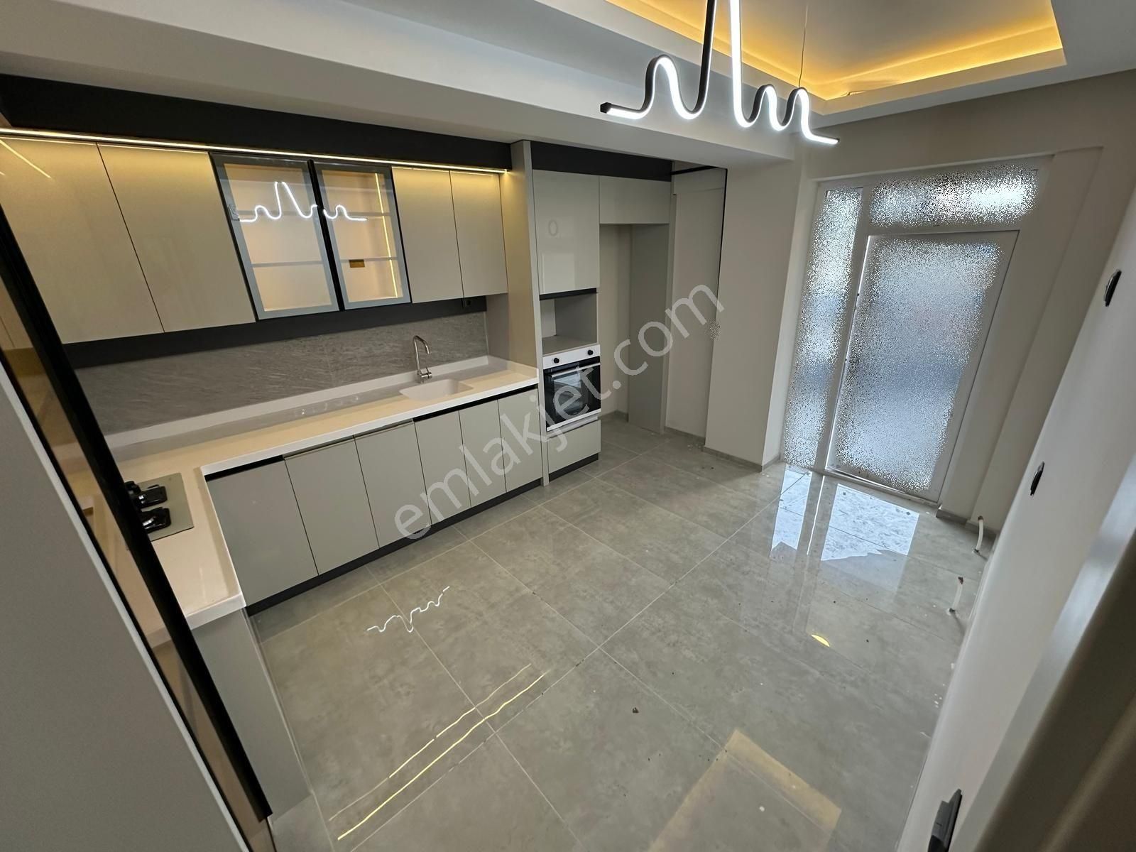 Mustafa Kemal Mhde 3+1 Caddede Ara Katta Haftanın Fırsat Dairesi - Görsel 2