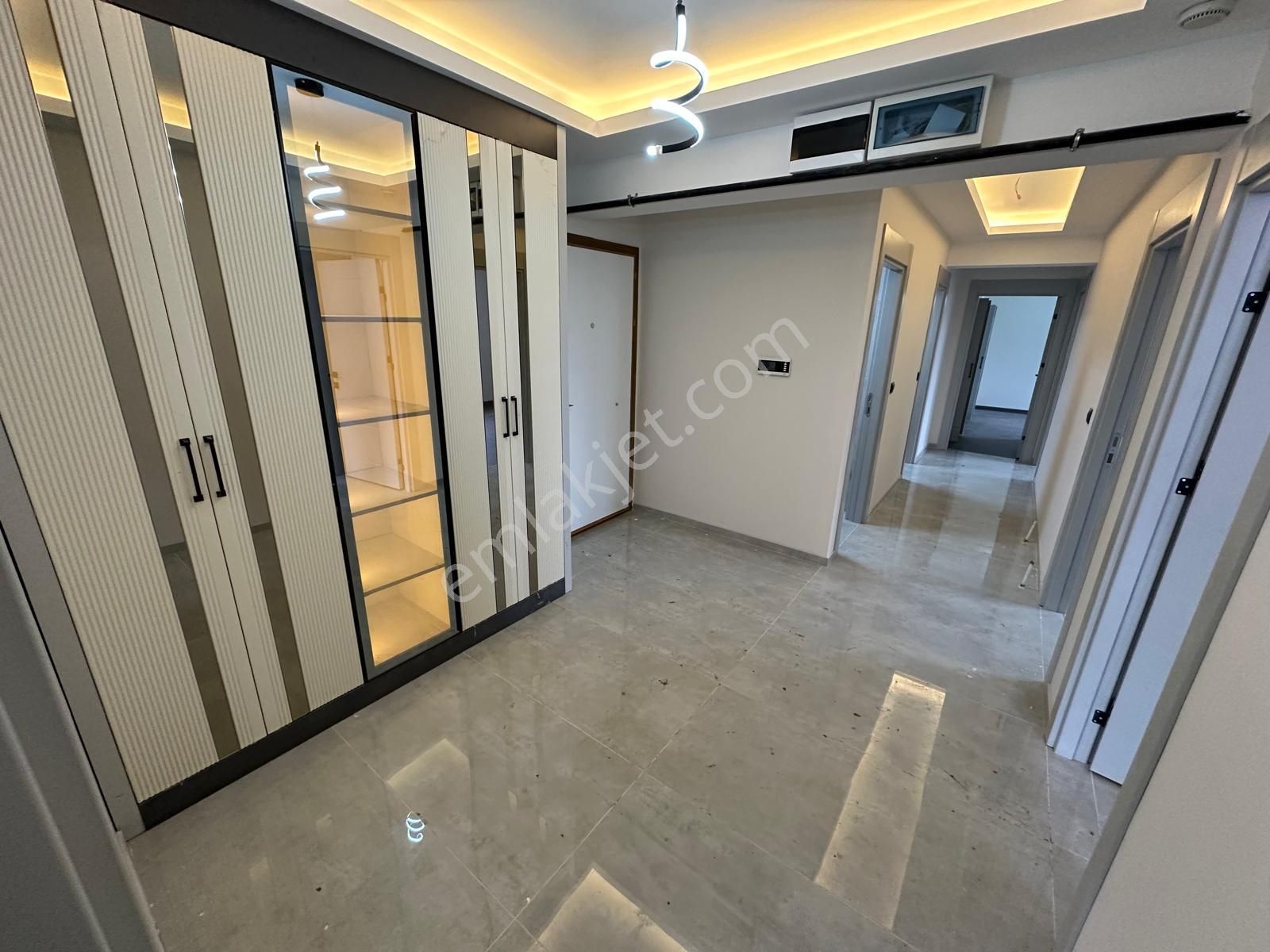 Mustafa Kemal Mhde 3+1 Caddede Ara Katta Haftanın Fırsat Dairesi - Görsel 32