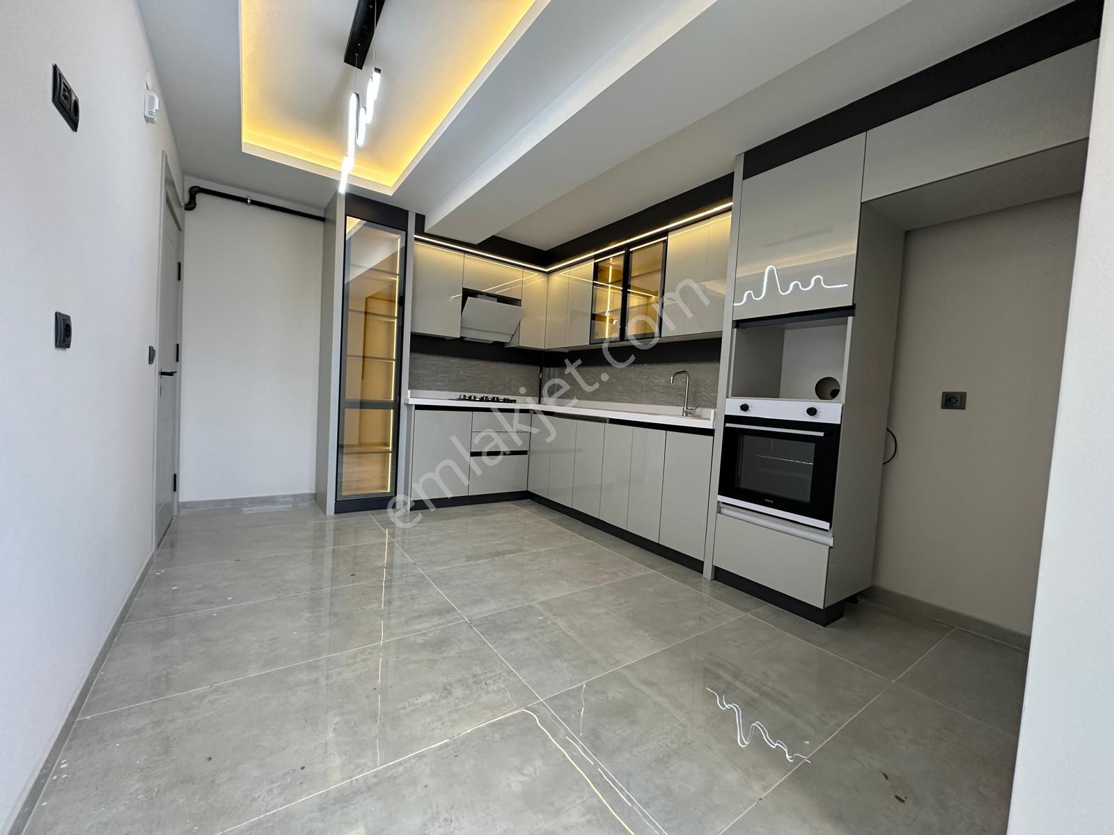 Mustafa Kemal Mhde 3+1 Caddede Ara Katta Haftanın Fırsat Dairesi - Görsel 7