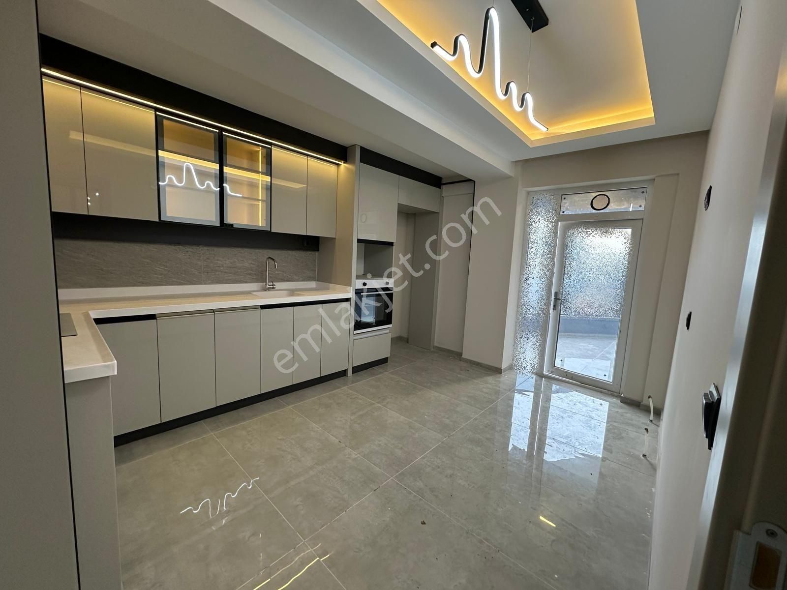 Mustafa Kemal Mhde 3+1 Caddede Ara Katta Haftanın Fırsat Dairesi - Görsel 5