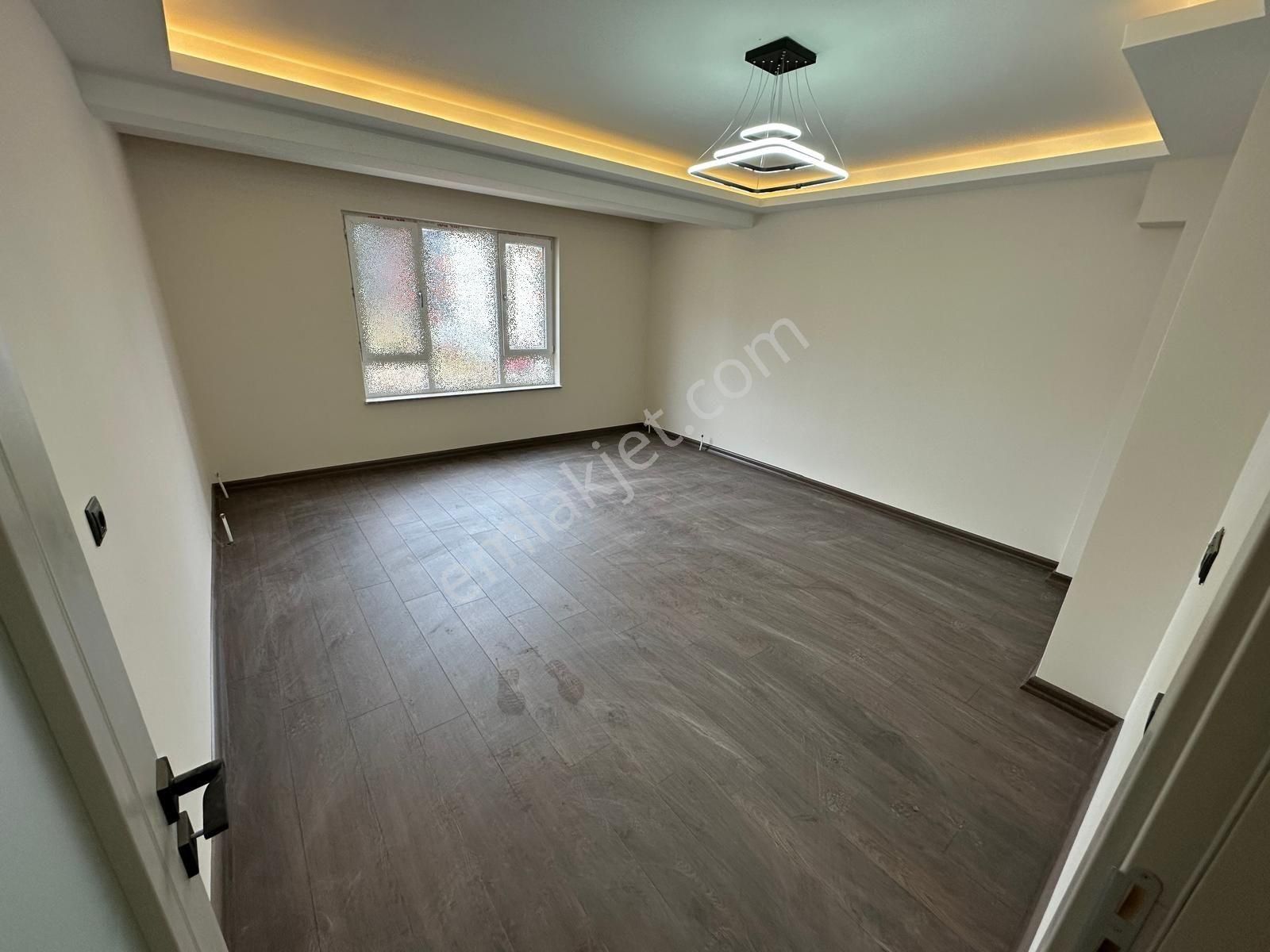 Mustafa Kemal Mhde 3+1 Caddede Ara Katta Haftanın Fırsat Dairesi - Görsel 10