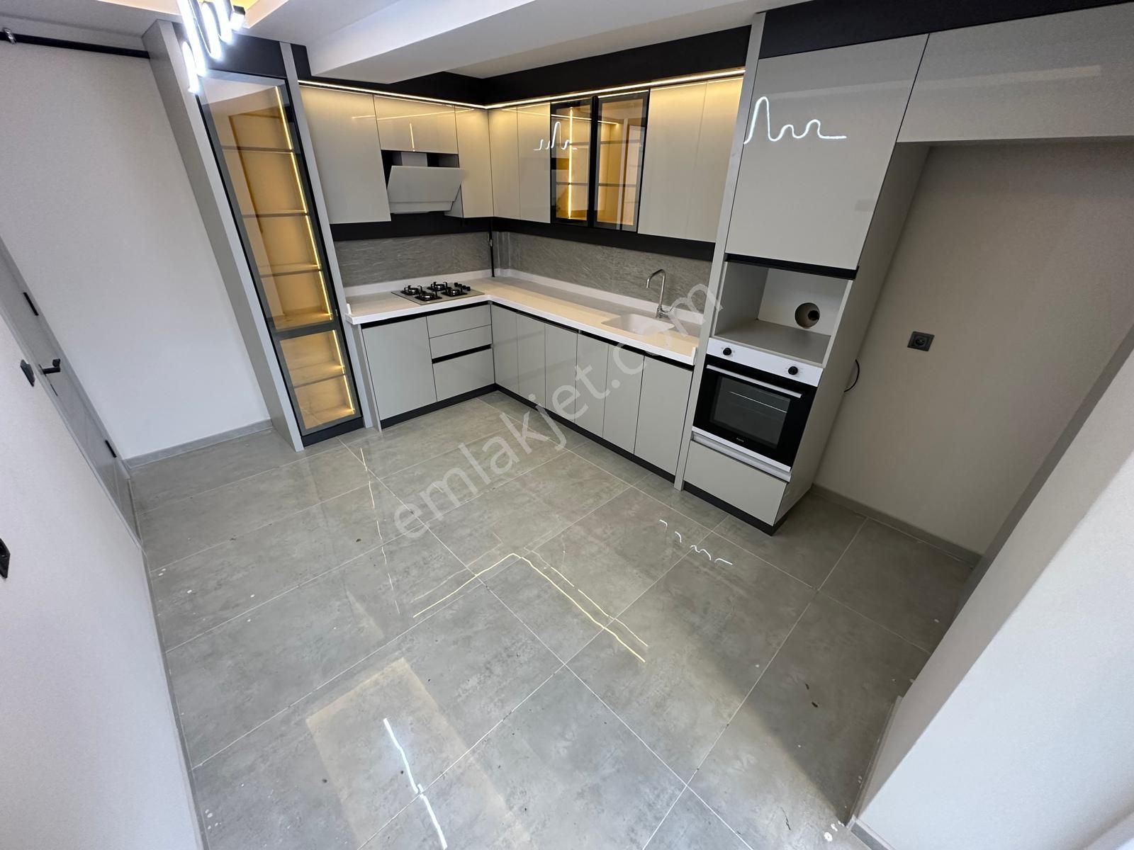 Mustafa Kemal Mhde 3+1 Caddede Ara Katta Haftanın Fırsat Dairesi - Görsel 6