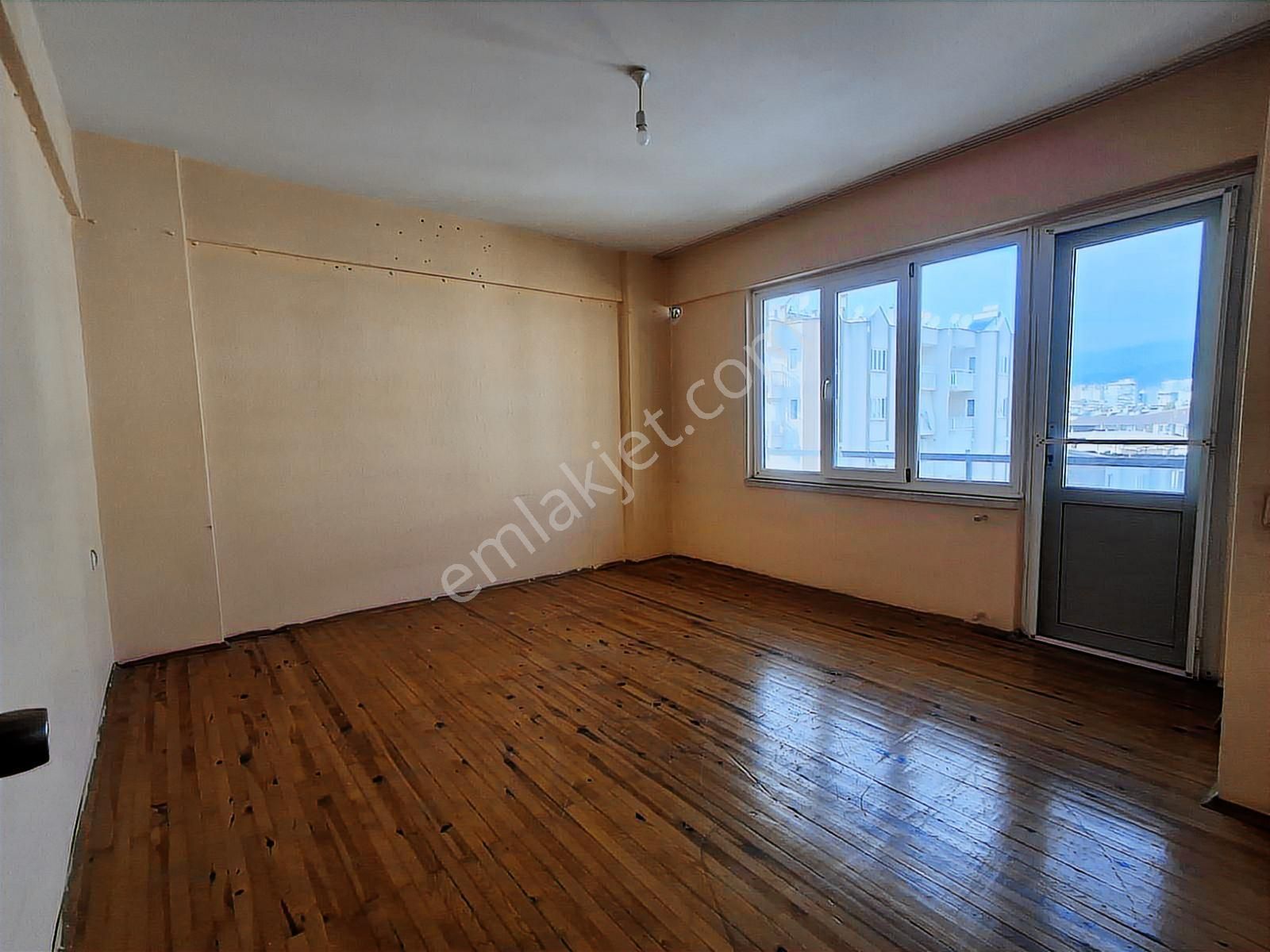 Merkezi Konumda Ordu Caddesinde 2+1 Kiralık Daire - Görsel 9