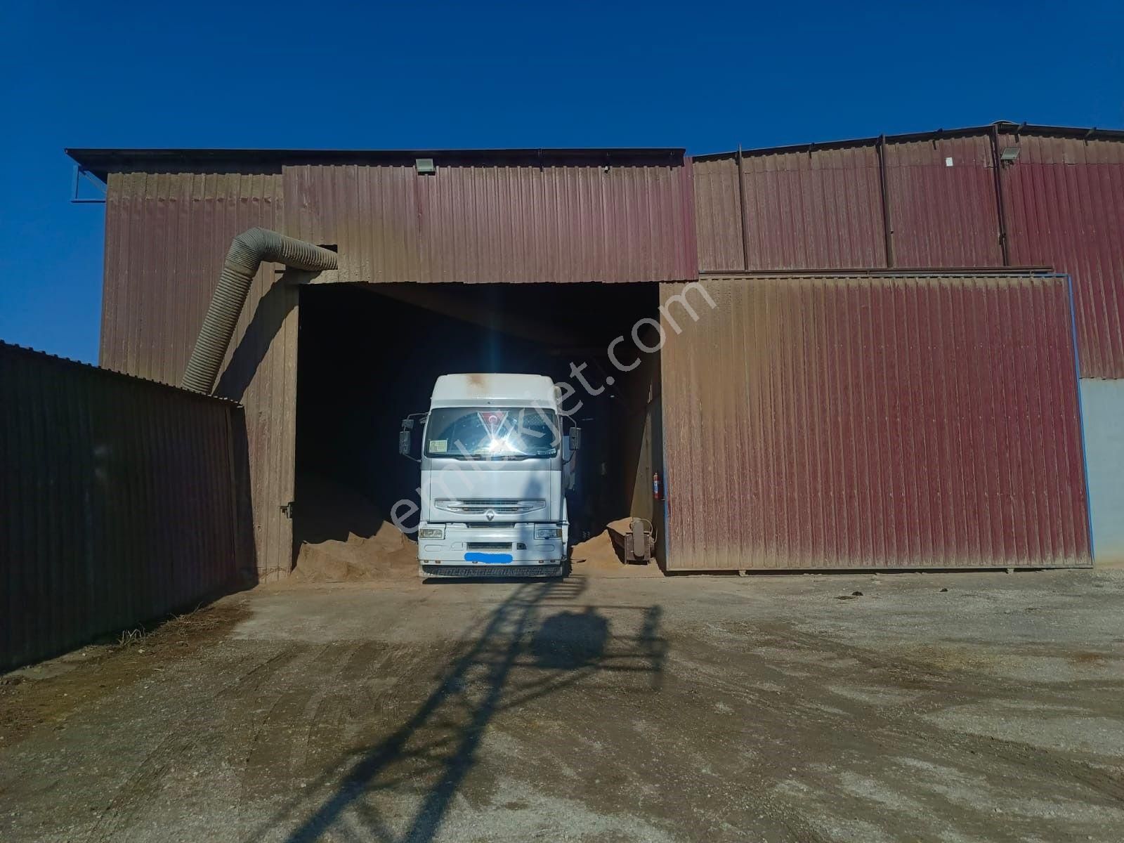 3ev Emlak'tan Kuyumcular'da Malzemeleriyle Satılık Yem Fabrikası - Görsel 23