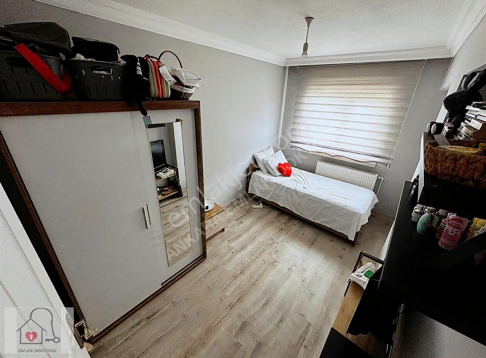 Bakımlı Temiz 5+1 Teraslı Acil Satılık Daire - Görsel 9