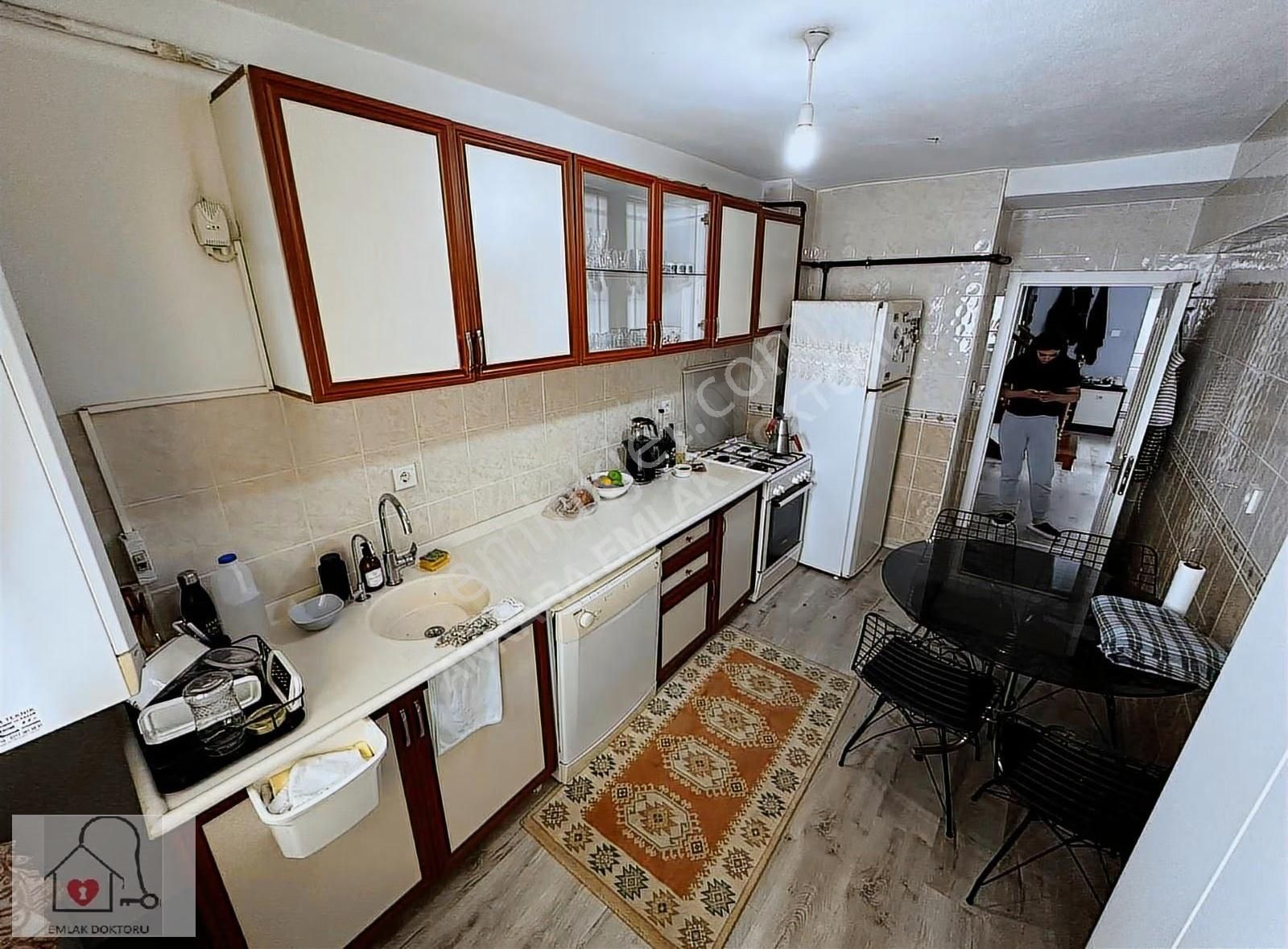 Bakımlı Temiz 5+1 Teraslı Acil Satılık Daire - Görsel 8