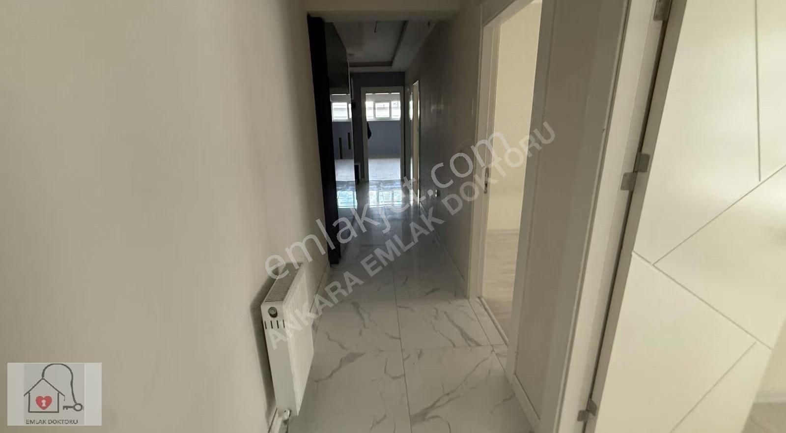 Ful Kredili Katta Kapalı Mutfak Geniş Teras Balkonlu 3+1 Sitede - Görsel 10