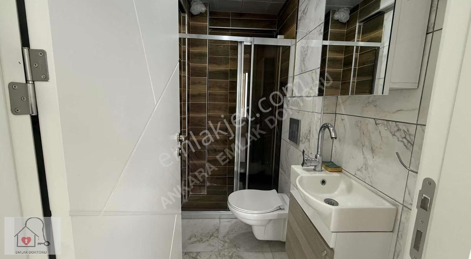 Ful Kredili Katta Kapalı Mutfak Geniş Teras Balkonlu 3+1 Sitede - Görsel 21