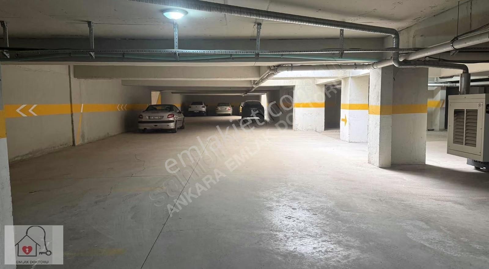 Ful Kredili Katta Kapalı Mutfak Geniş Teras Balkonlu 3+1 Sitede - Görsel 23